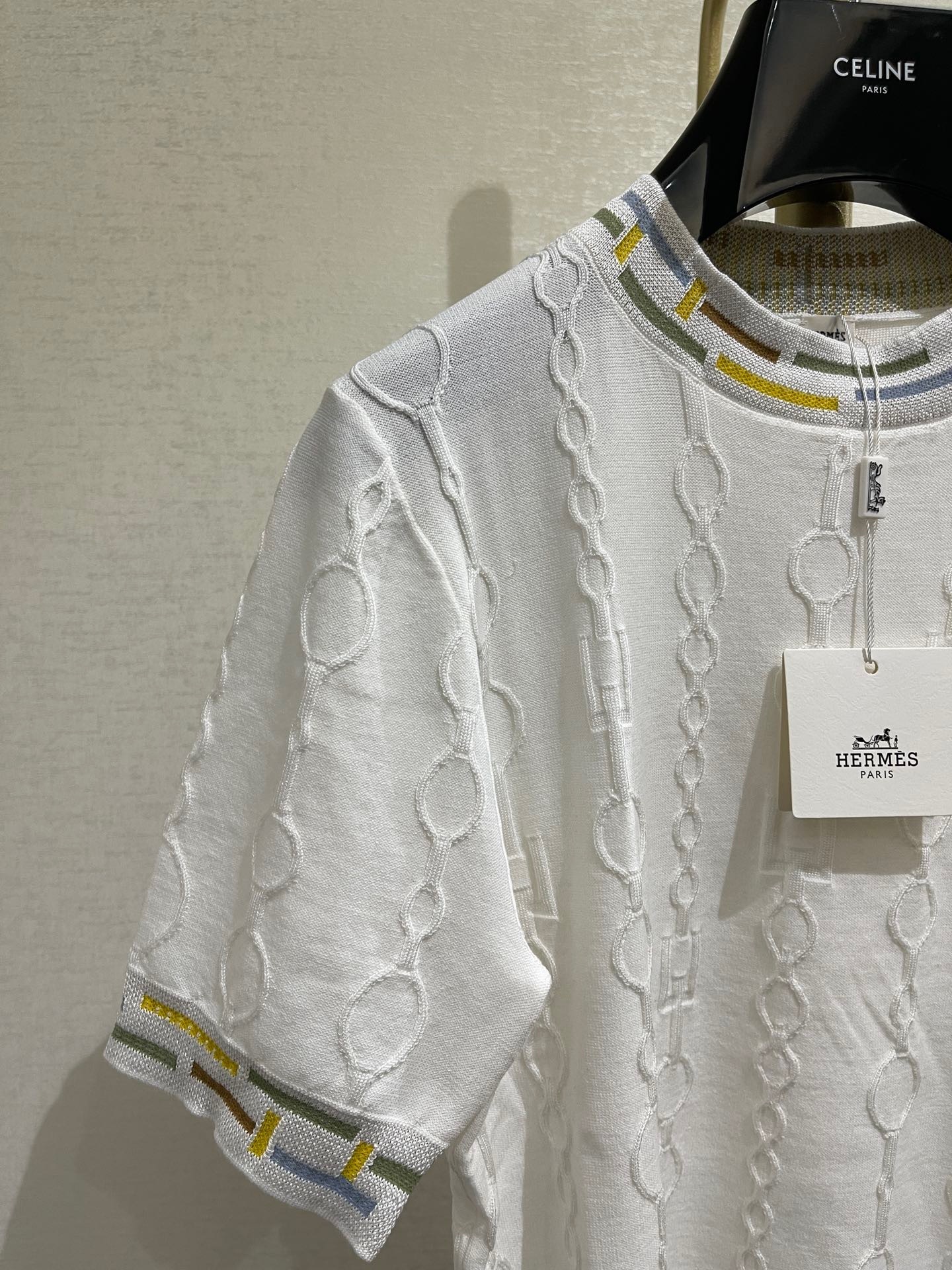 AB3CC725-A3D0-4F97-9152-7B53F5446FD1