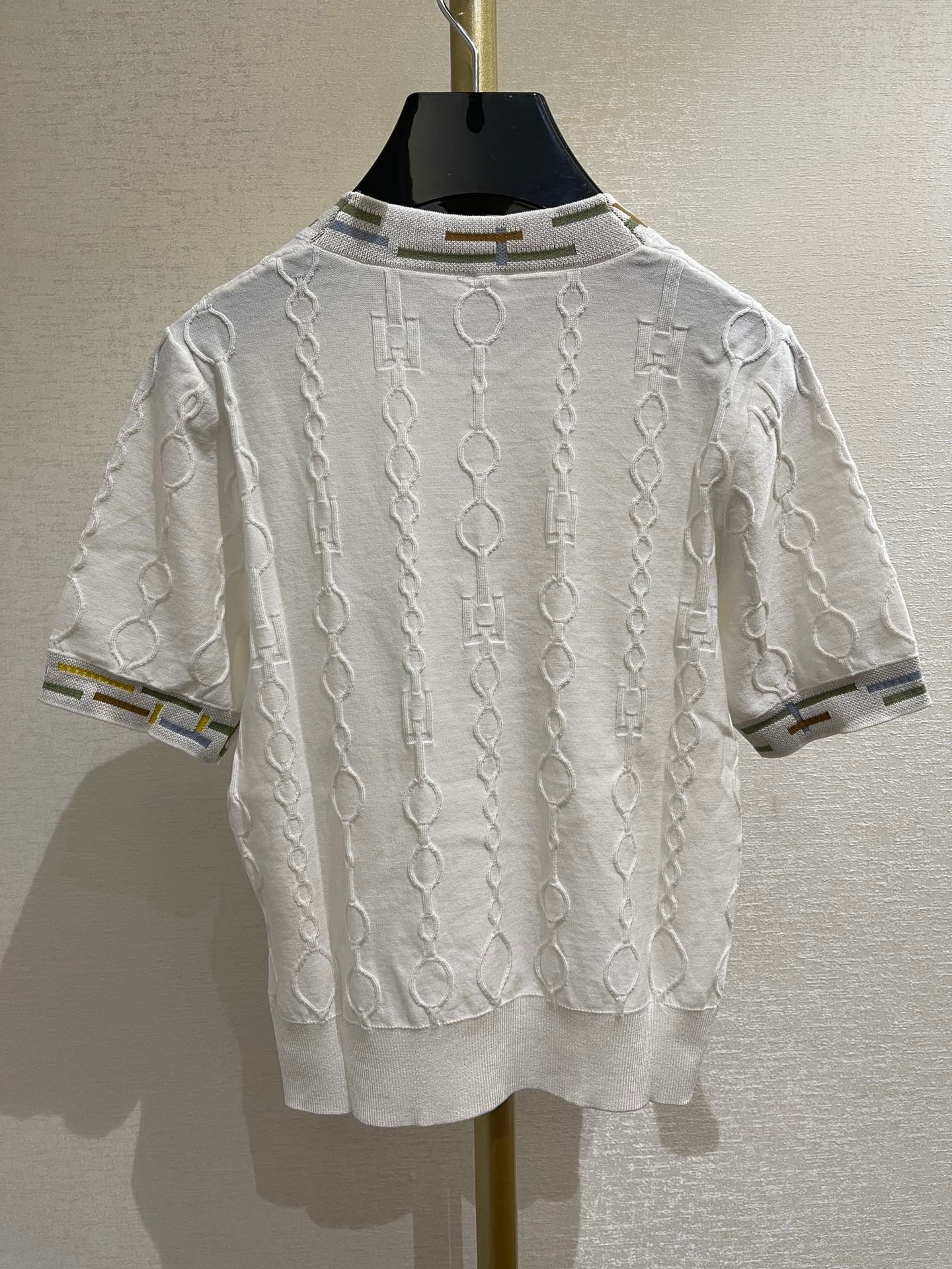 E1216C6C-F835-4AA3-9DEF-006564DC9CB7