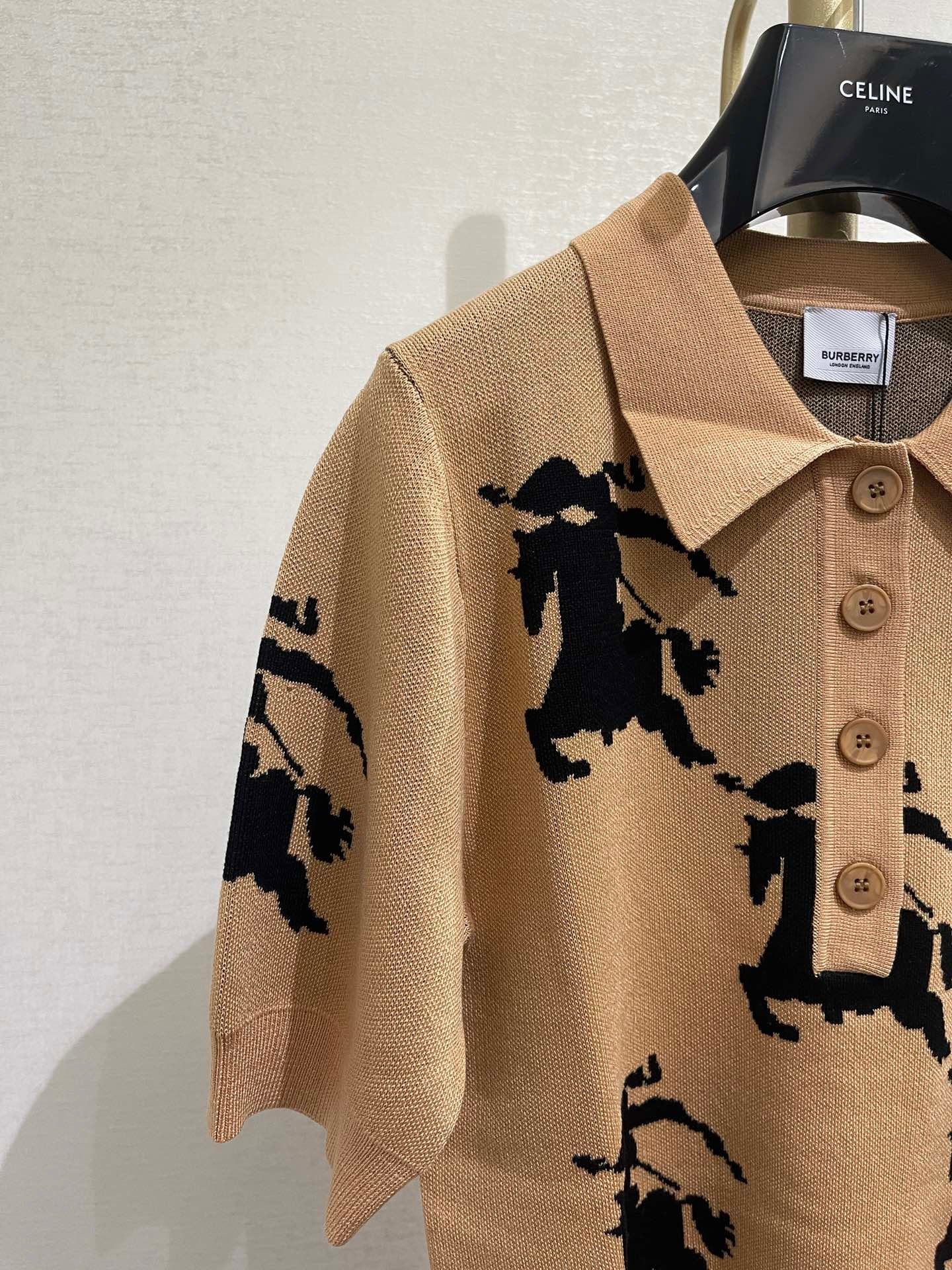 D6EA3C30-5A99-4DE0-A986-E249ABC77D49