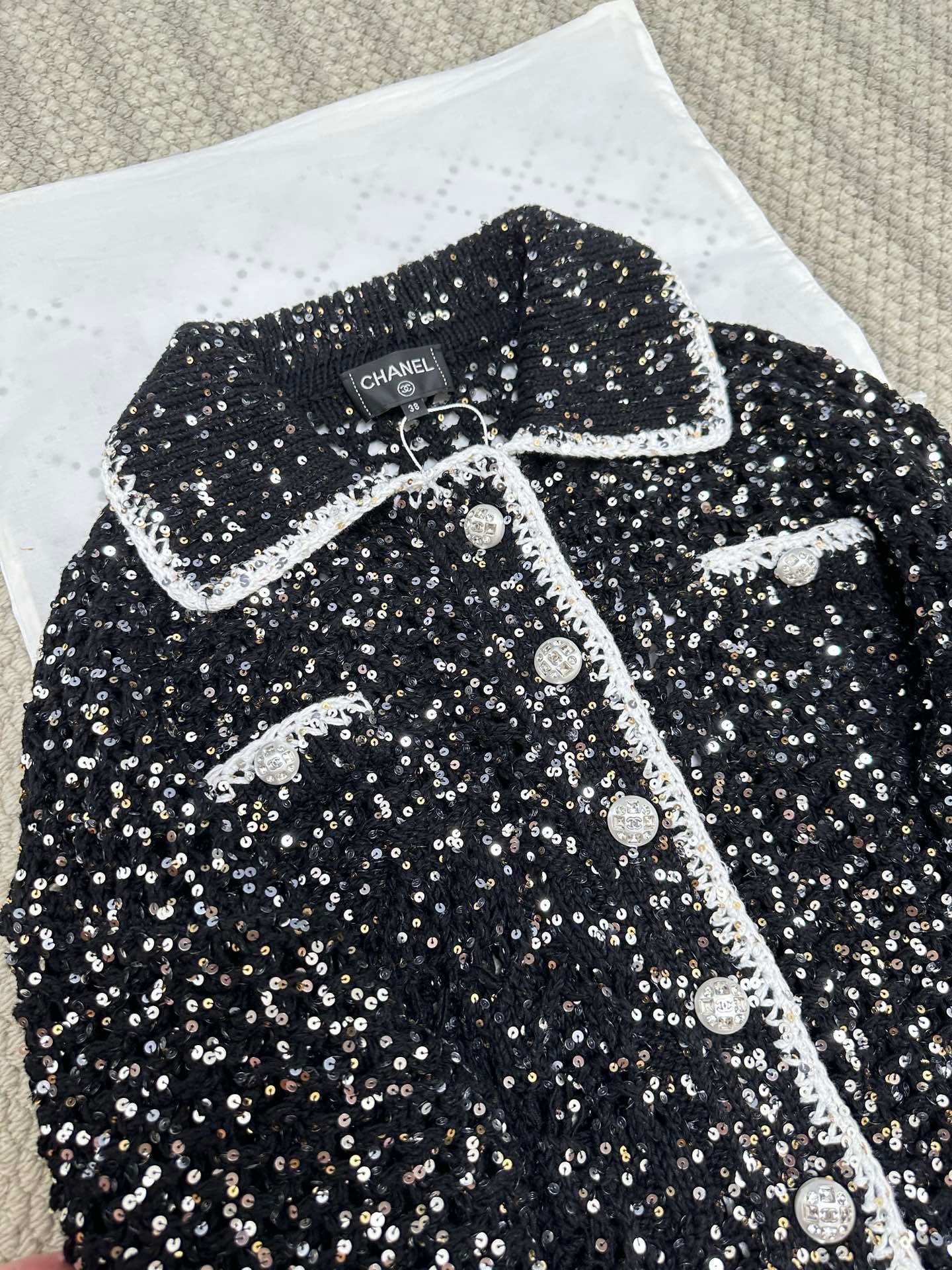 4FDE45A0-7870-465E-8EB1-5EC017E0CB61