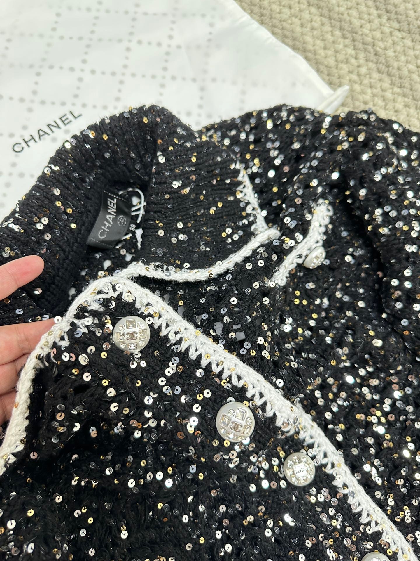 42863ABE-96A4-4C3C-BDF1-DB65F7830A2E