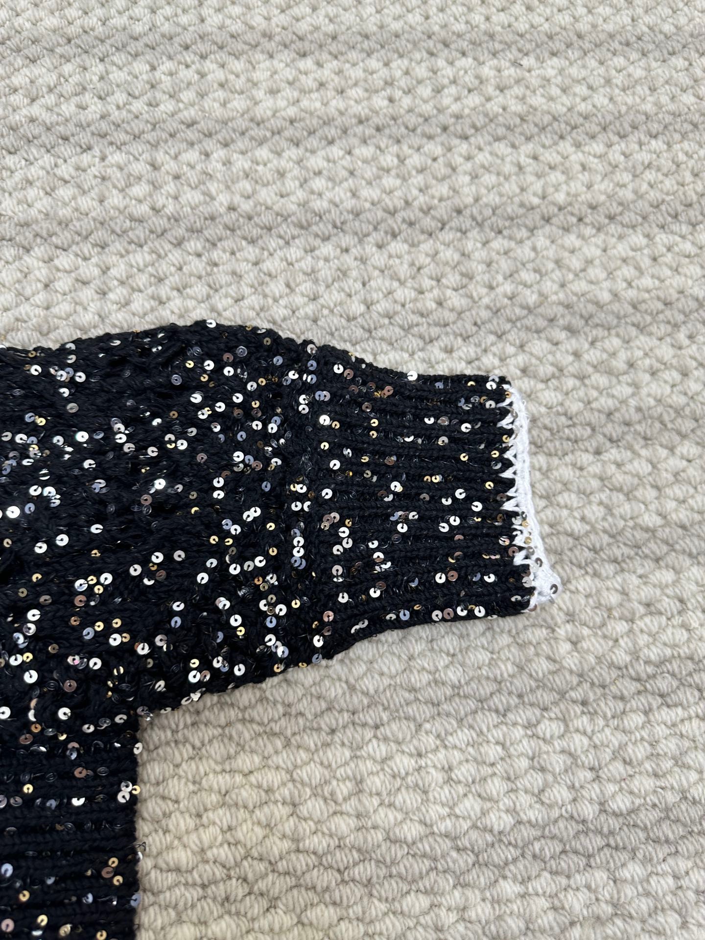 2E75534E-89C1-4C54-81D9-9F43C904FC9B