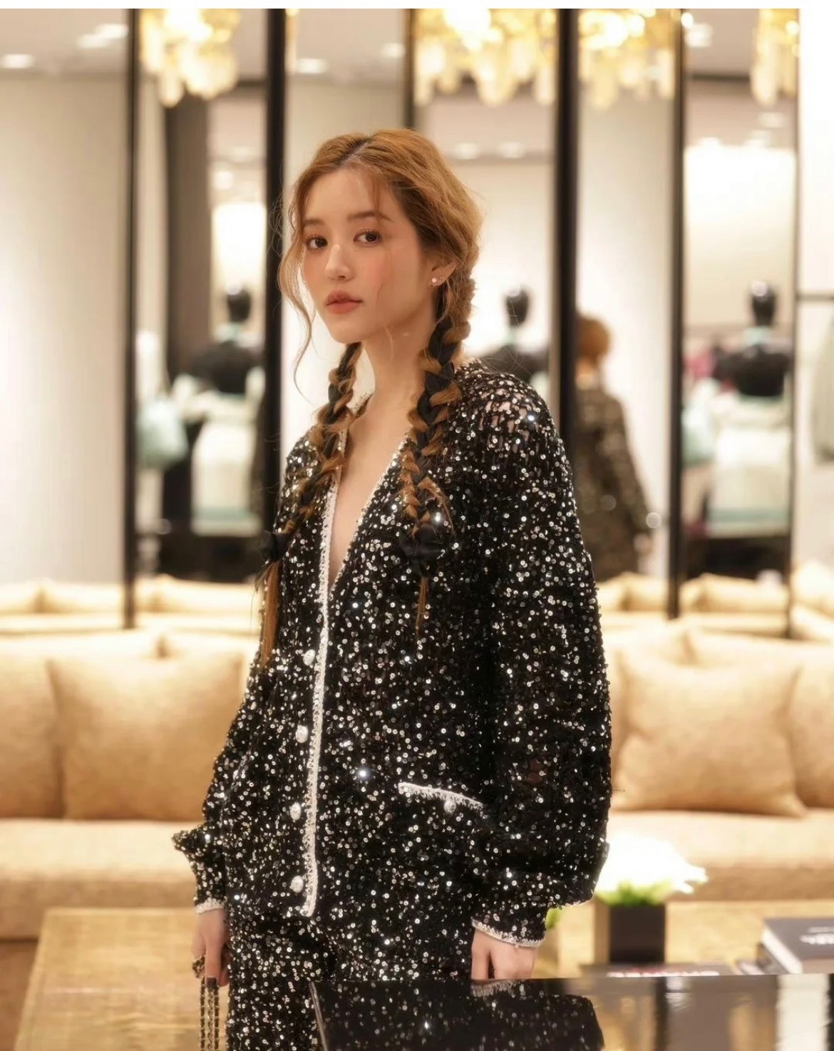 79ADF1FF-00DA-4734-8FA2-A91658B42325