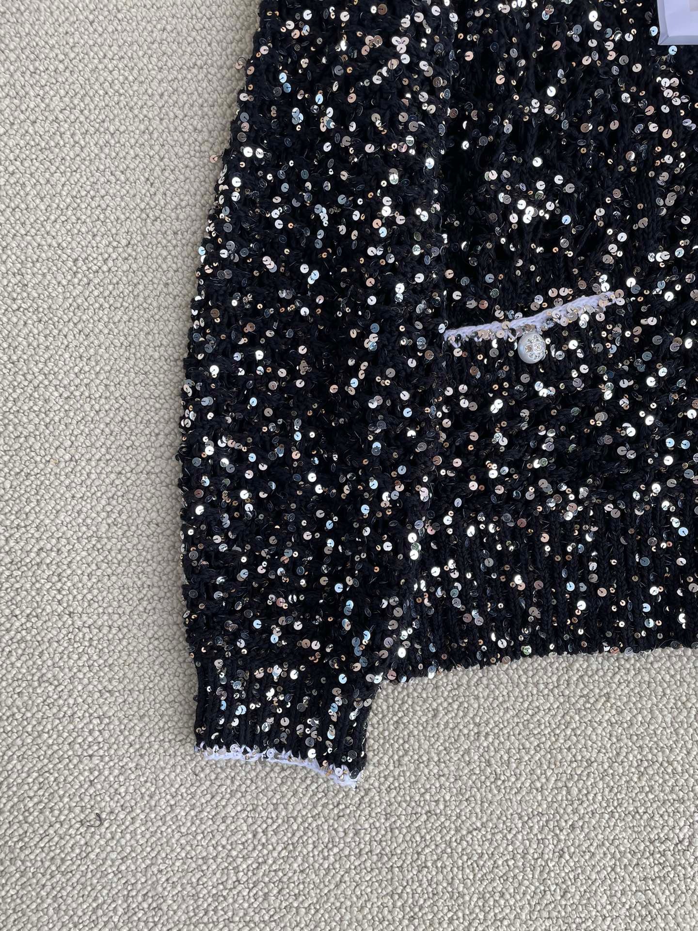 E675E752-1598-4E2B-A76C-C7AD98758C6B