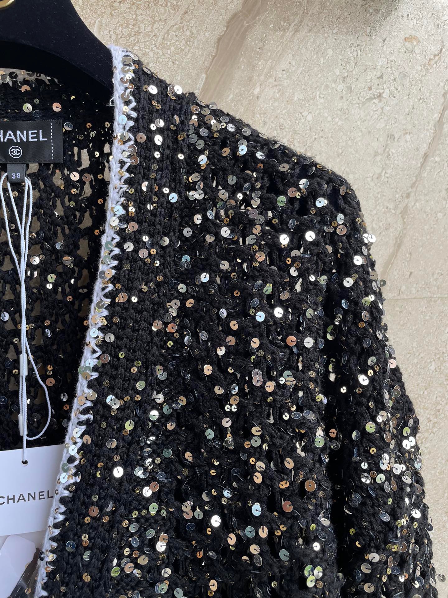 18108C3F-F2B5-40BA-B93A-68F017C271E6