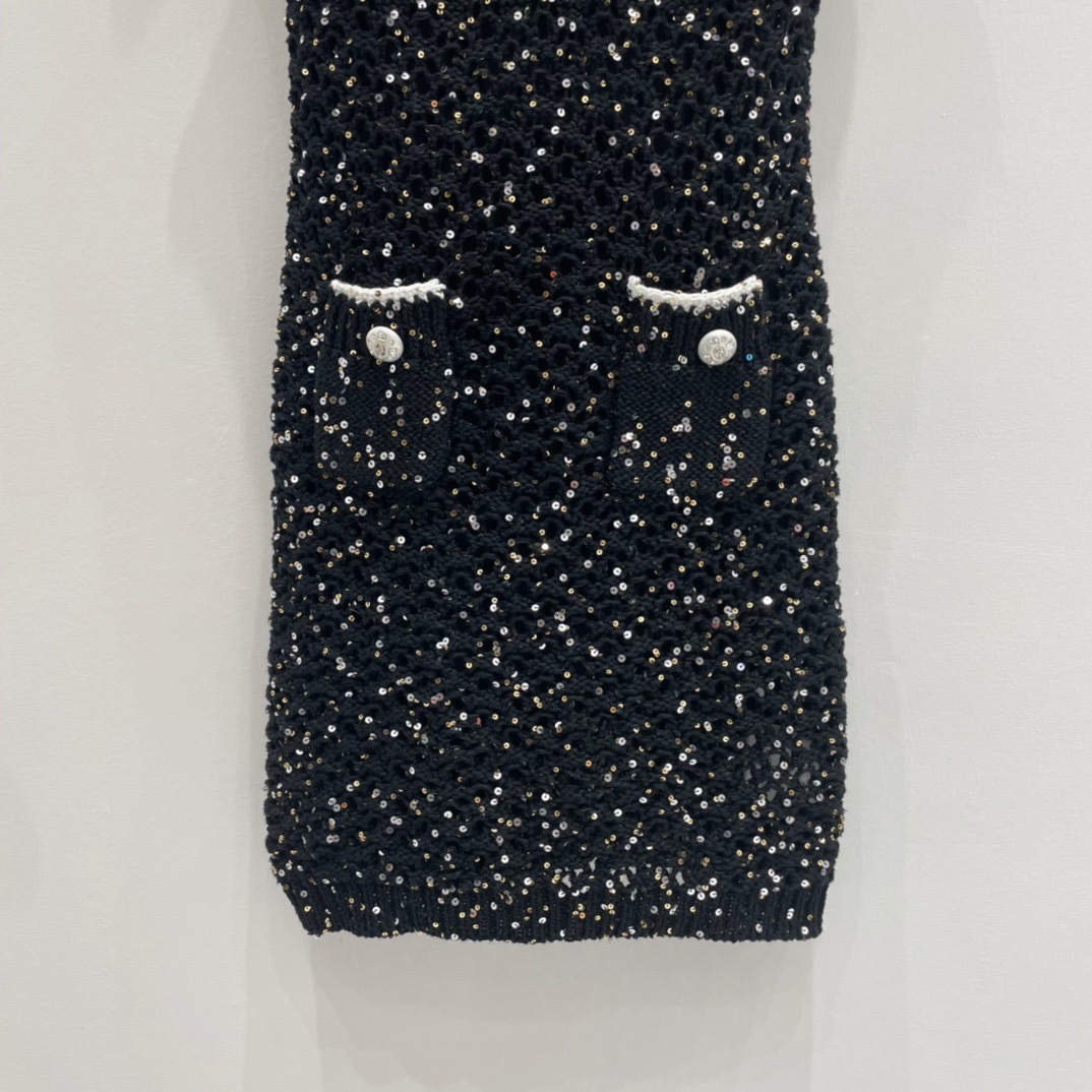 B1F49278-529C-4AA1-9C99-5FA4A70ACC56