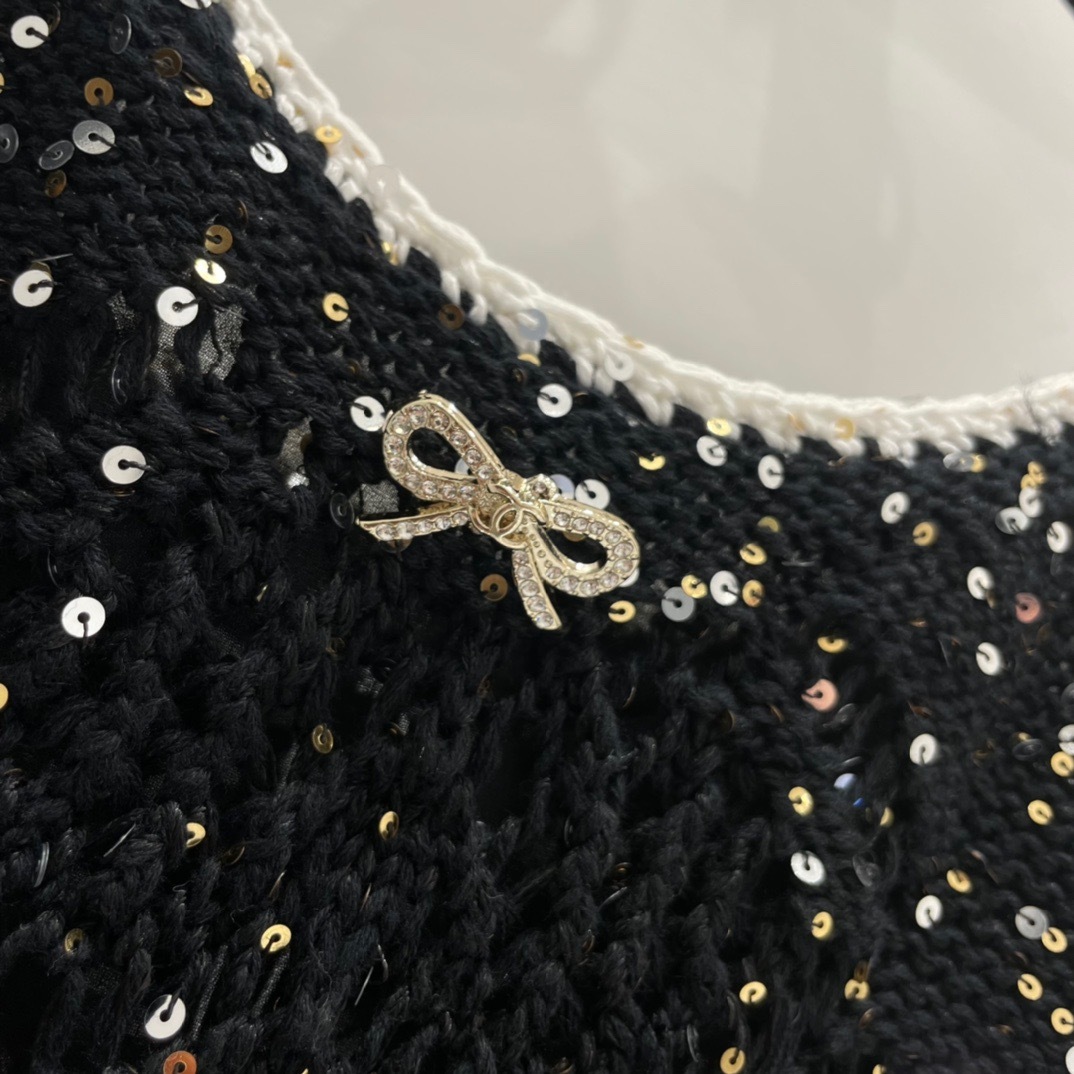 12626EC8-89F0-4B2B-9F75-23A192621BC2