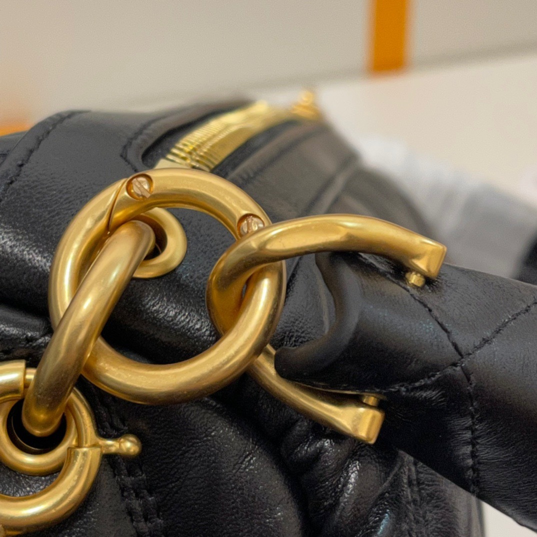 6242AF19-ED6D-4906-8264-A56696799060