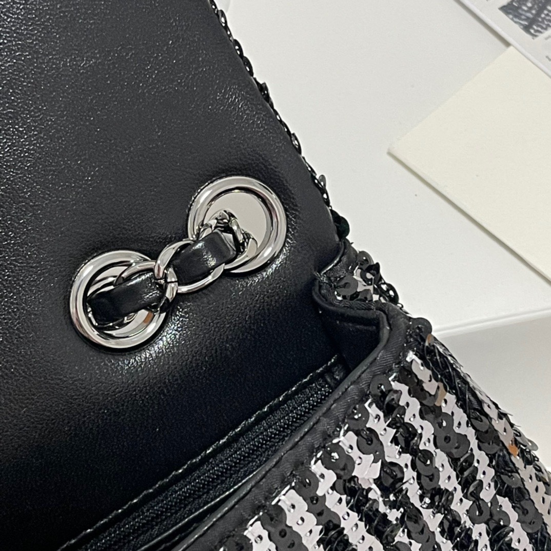 C73D5F5D-4D28-4BE2-B768-3ADF3954474B