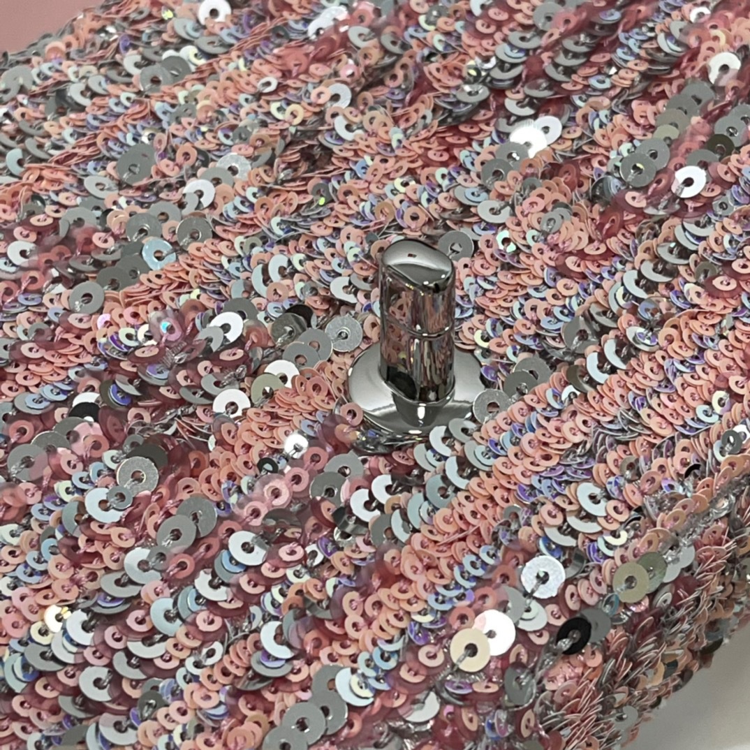 F2521C76-84BD-4413-89BA-FEFAABA74F9A