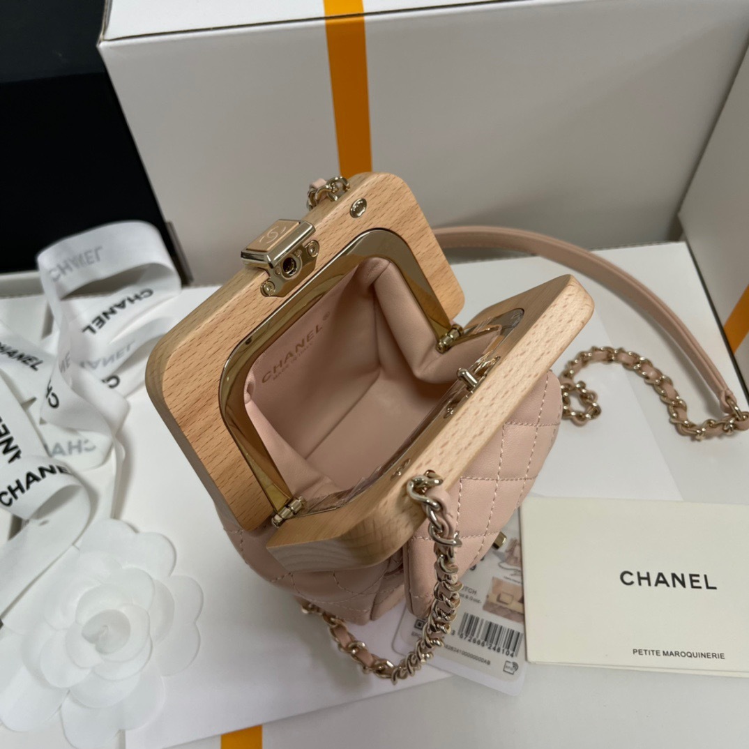 9CF912C1-5D48-4C0A-956E-2663268A5F19