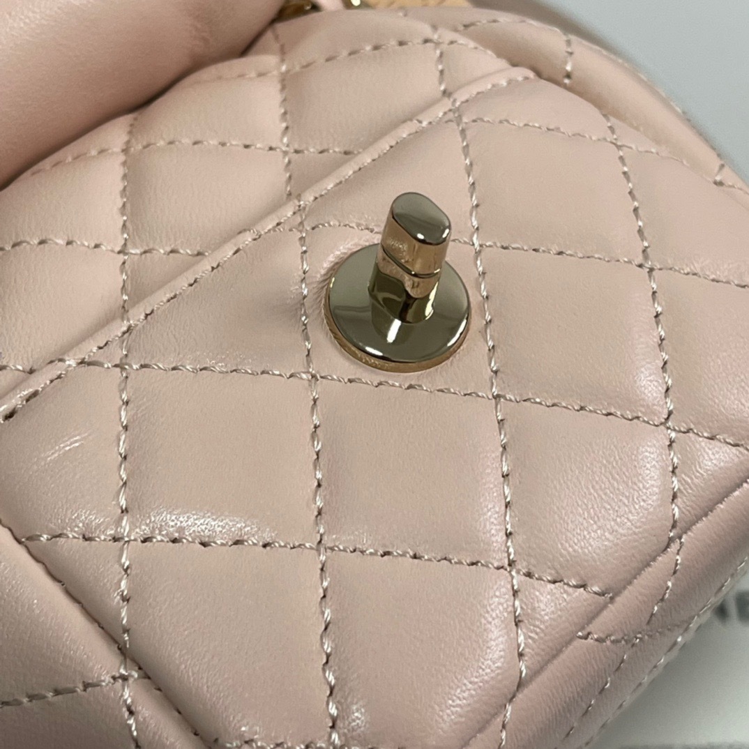 EC67EB39-F7EA-4AEC-B50D-CA08DE11E788