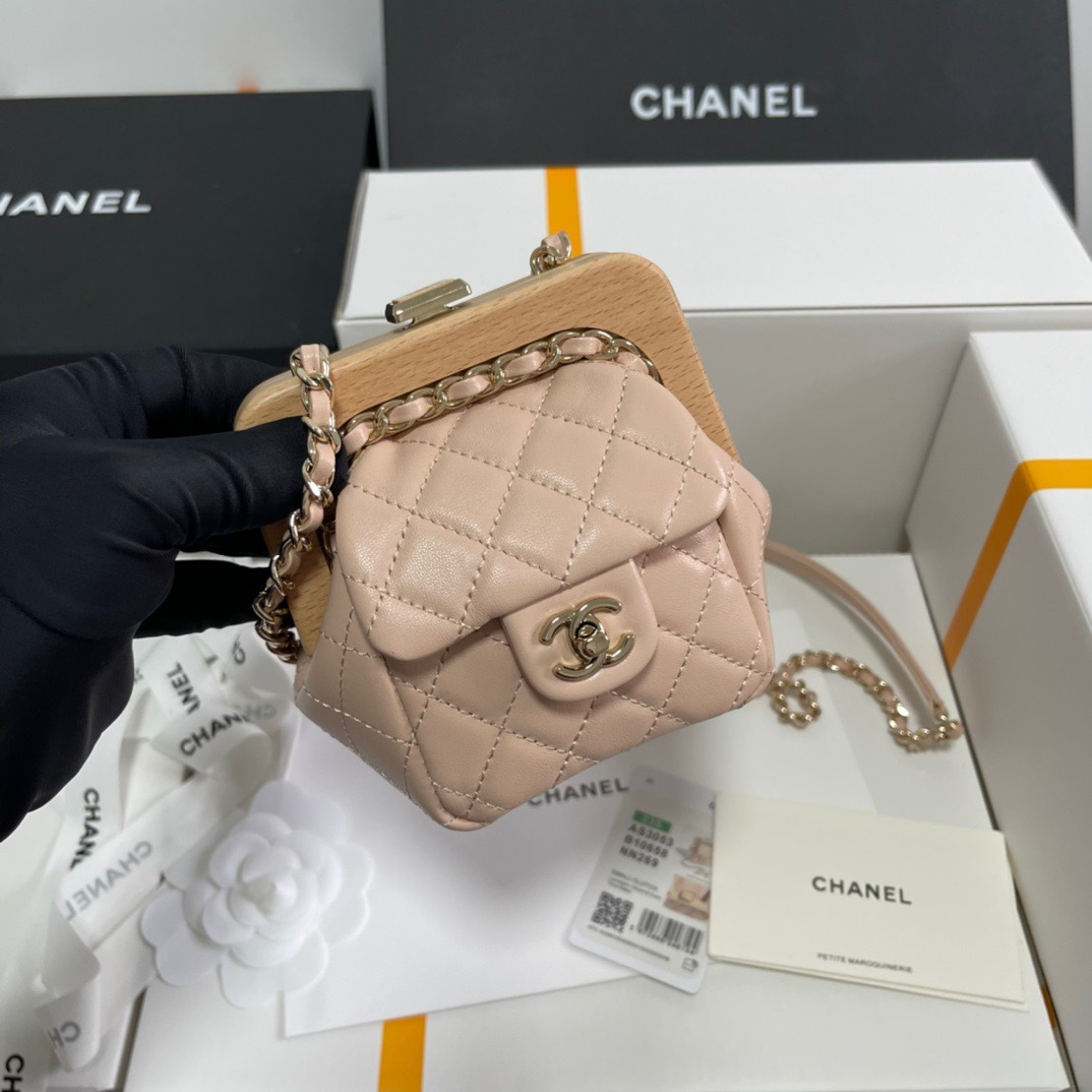 73FBF8F5-D906-45CD-A1EE-B8EBF0C67BE1