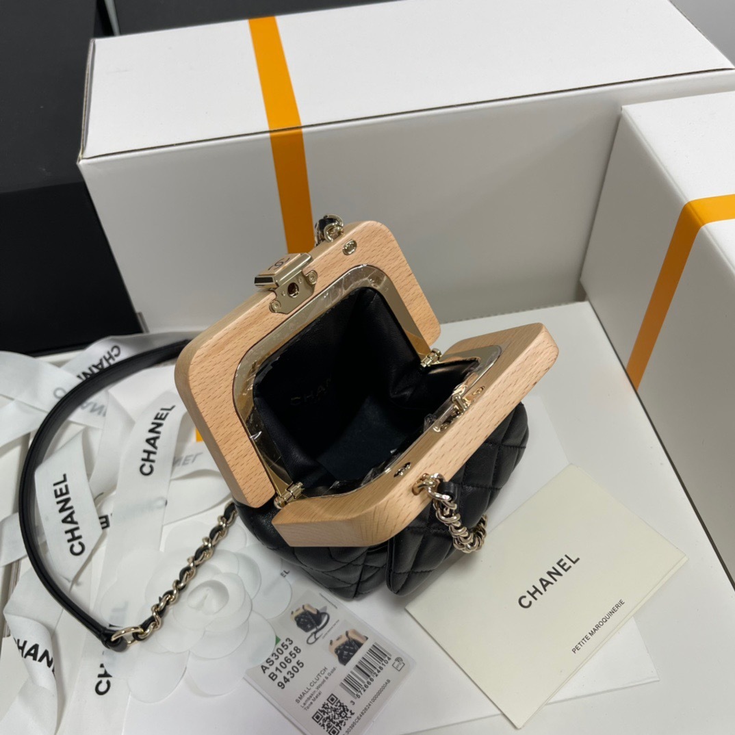 78422894-213E-418A-9C81-0FC8E7F04772