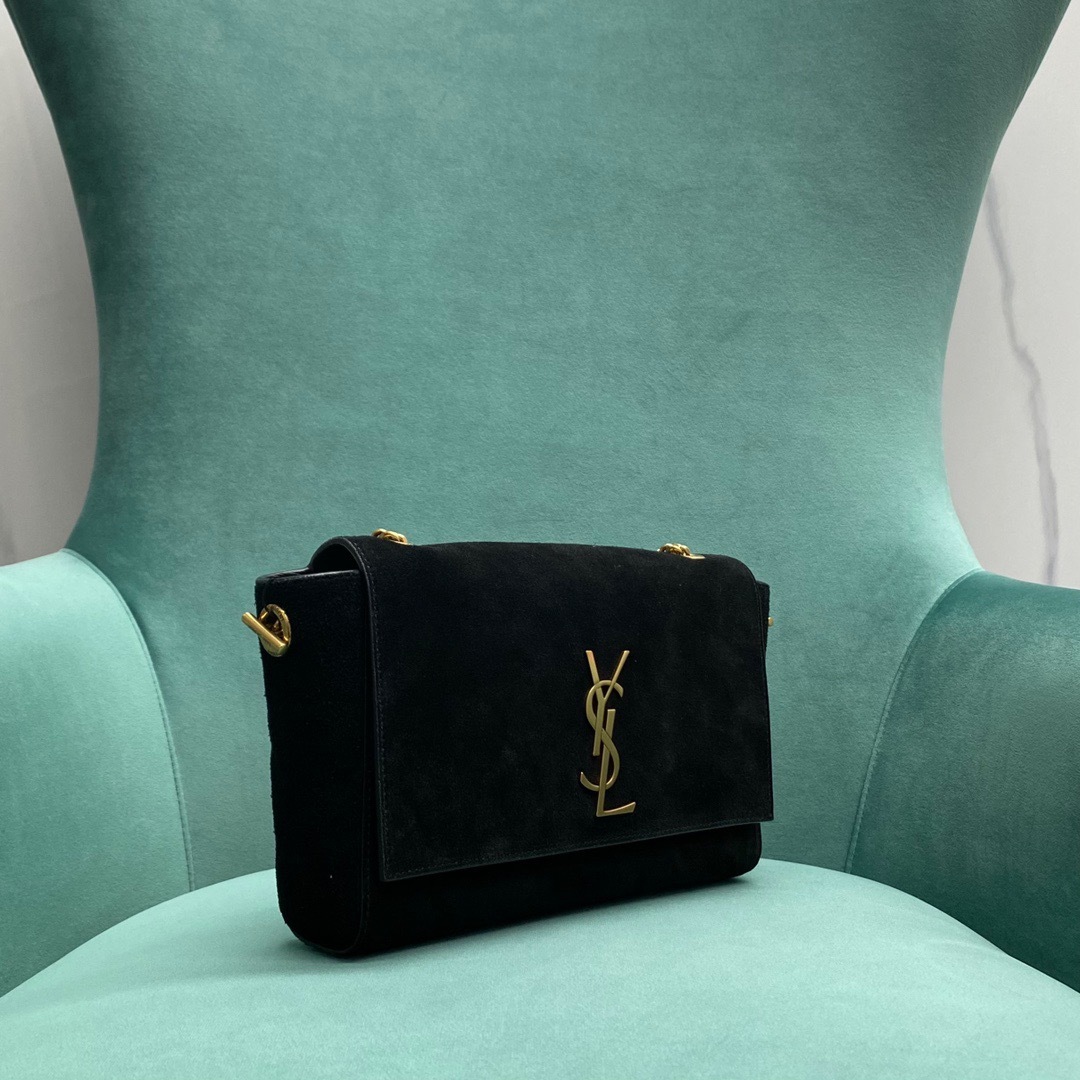 86826553-1B4F-420F-A409-83434DDCA548