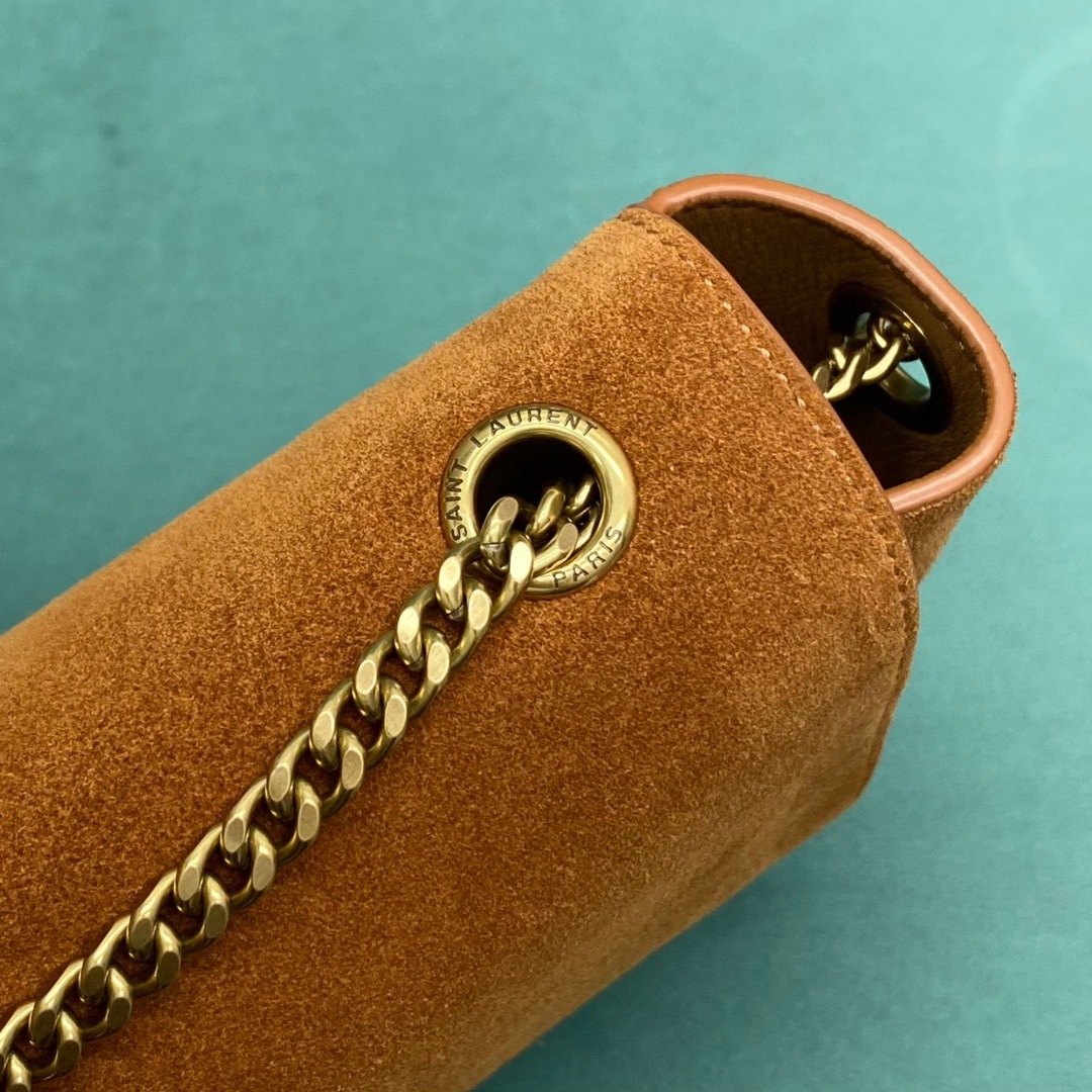 E3FA5391-B8FE-456F-A197-64E8CCED8D85