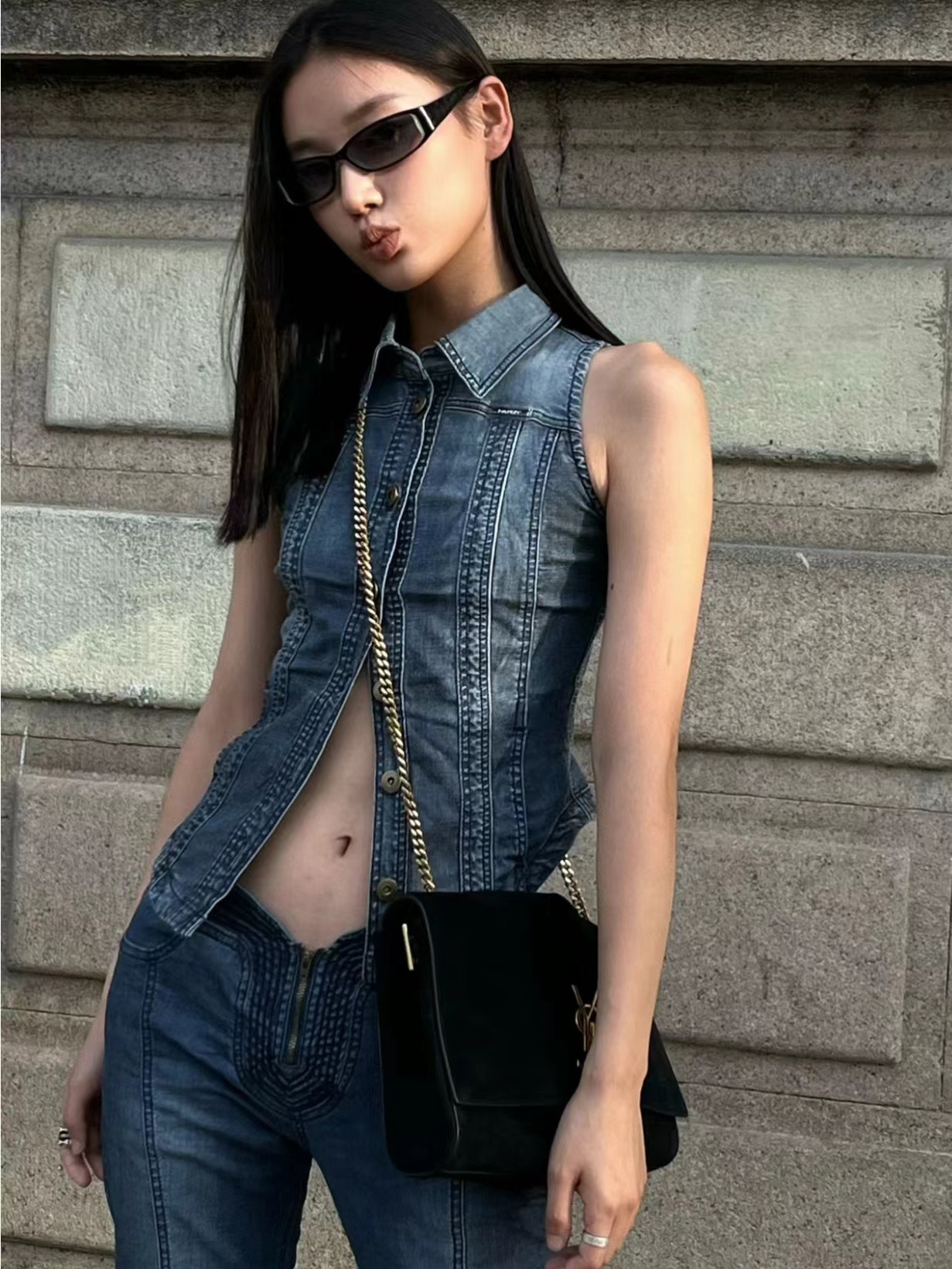 C8E25C9B-7203-4351-883F-F14AFA383921