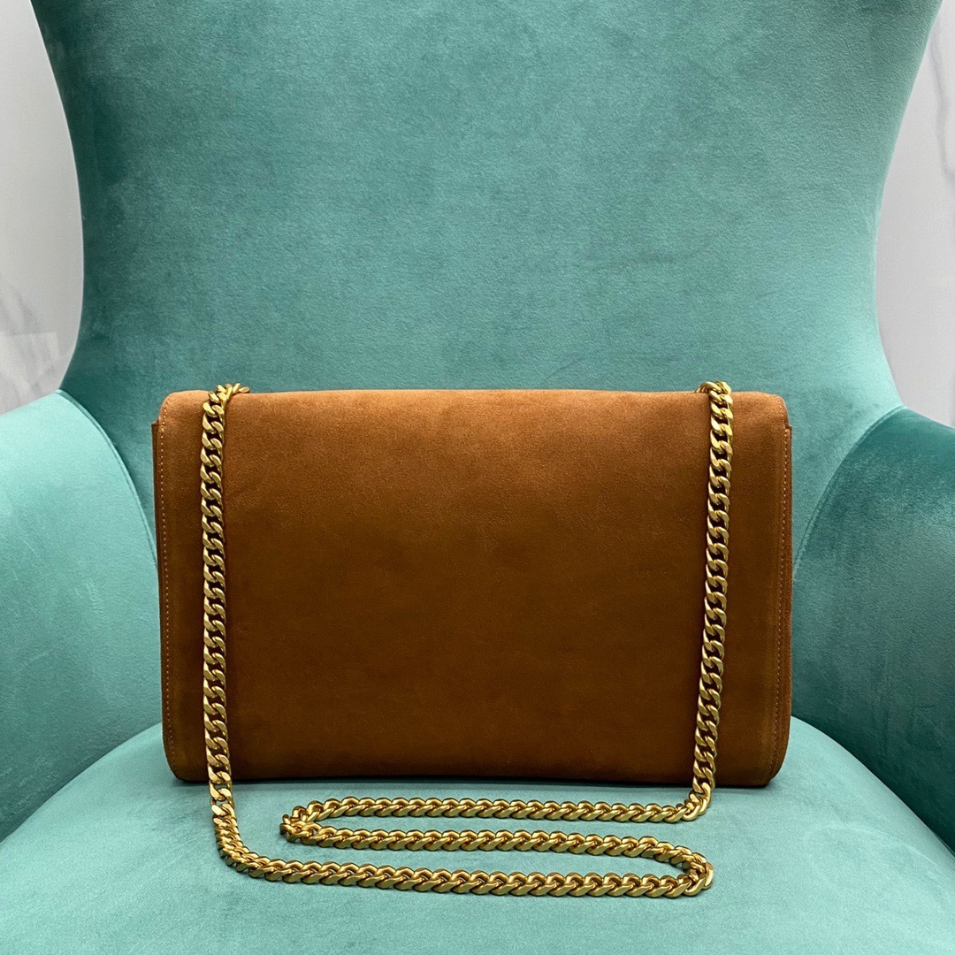 56FD8D2E-70E3-44DF-B0B2-4BA044DB6C37