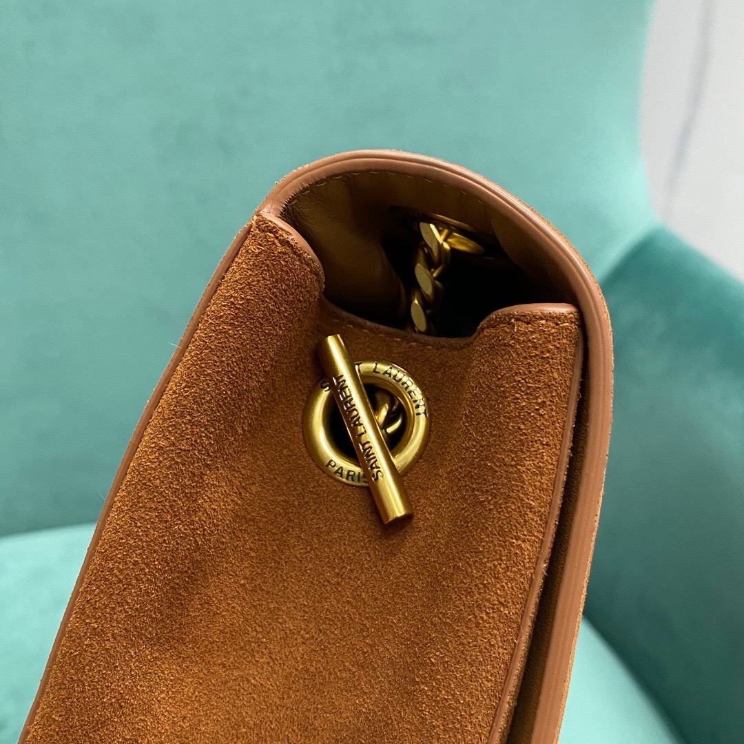 36CA3F9C-6570-4212-BBBD-F096B0F5D49E