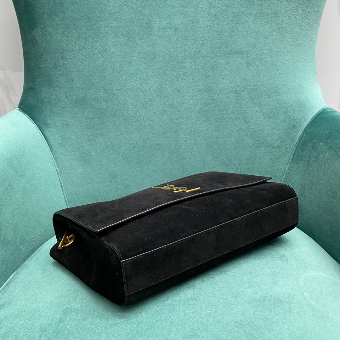 E7B22B55-B5D5-4E02-A7A1-36E086A94CB8