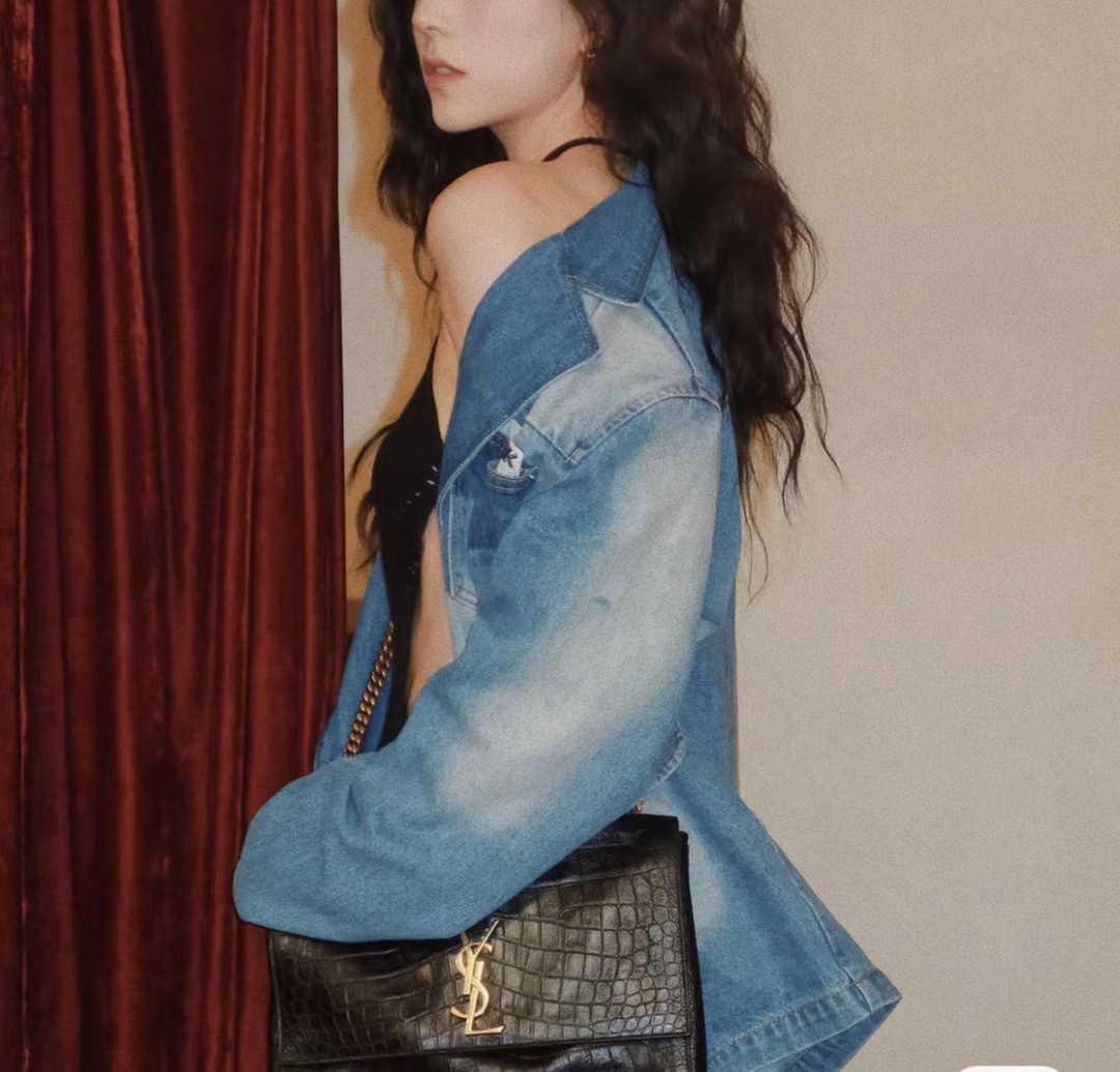 C604A282-AE5D-45F9-A6C2-ACF1D530DF37