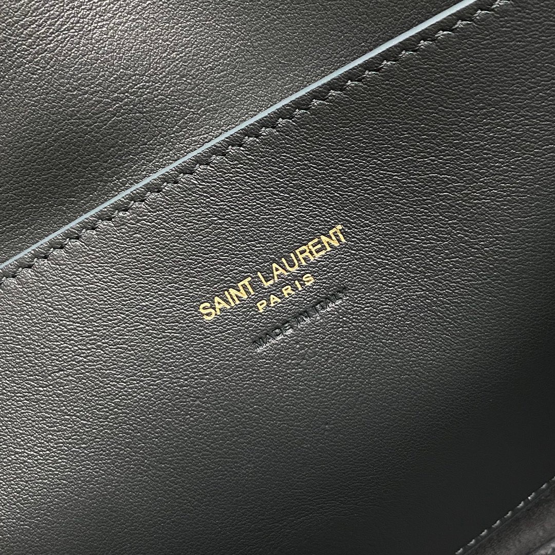 C13072D5-3AC0-4C86-ADA2-AB5A8DDBDF05