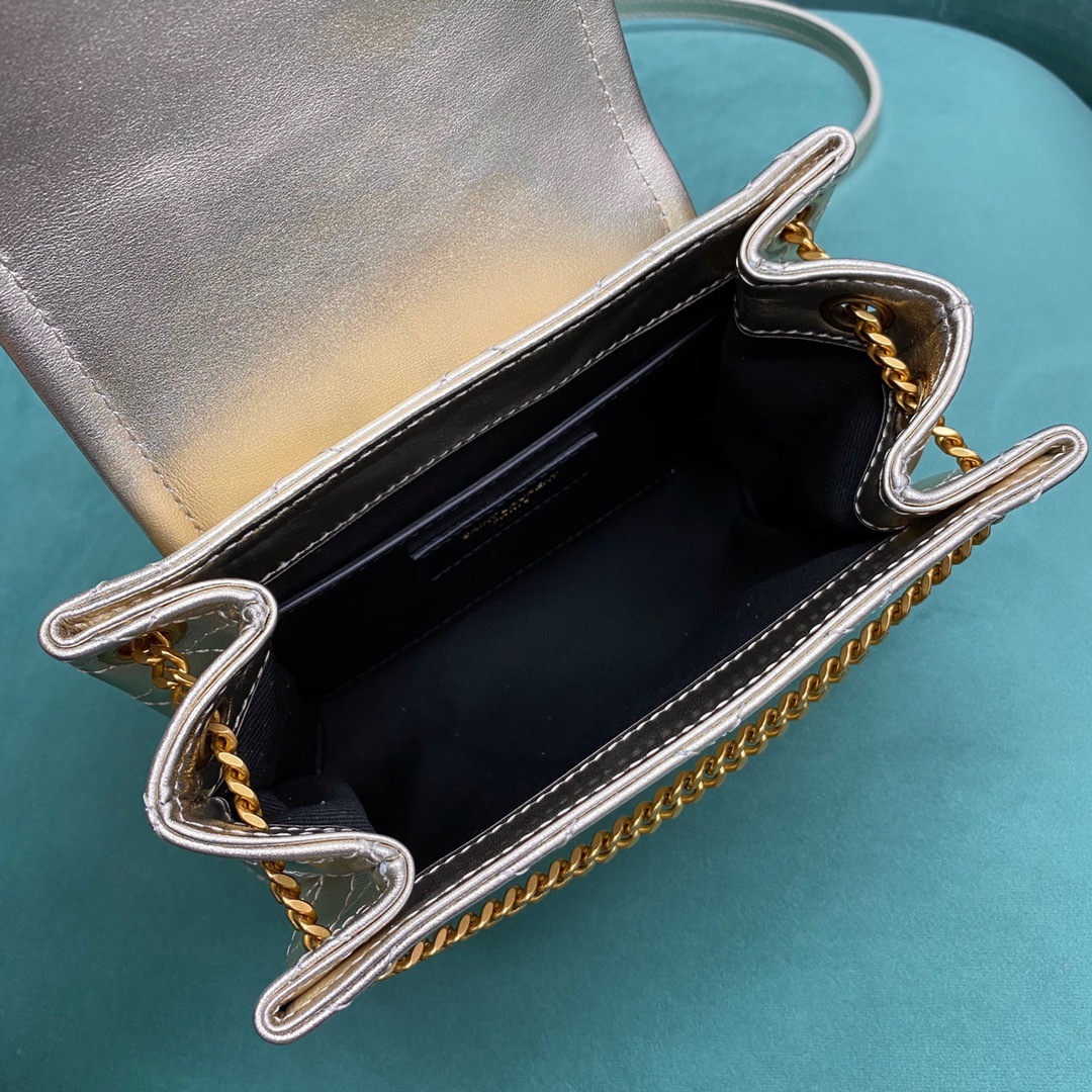 C838F9C4-DC65-42F1-A5E8-B63CAB57807A