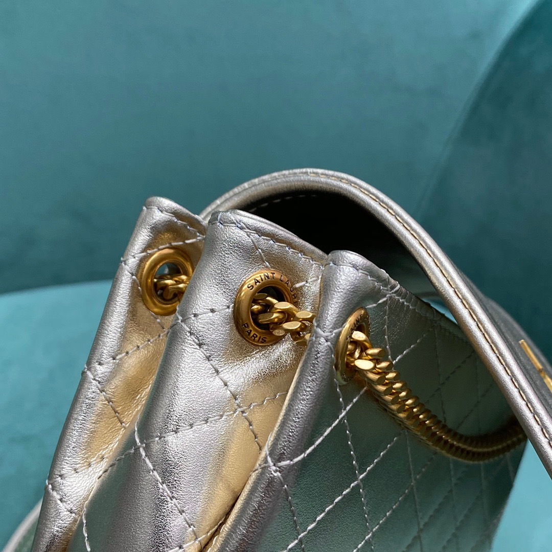 59EC1103-9944-40DA-AF57-85CCE08556BB