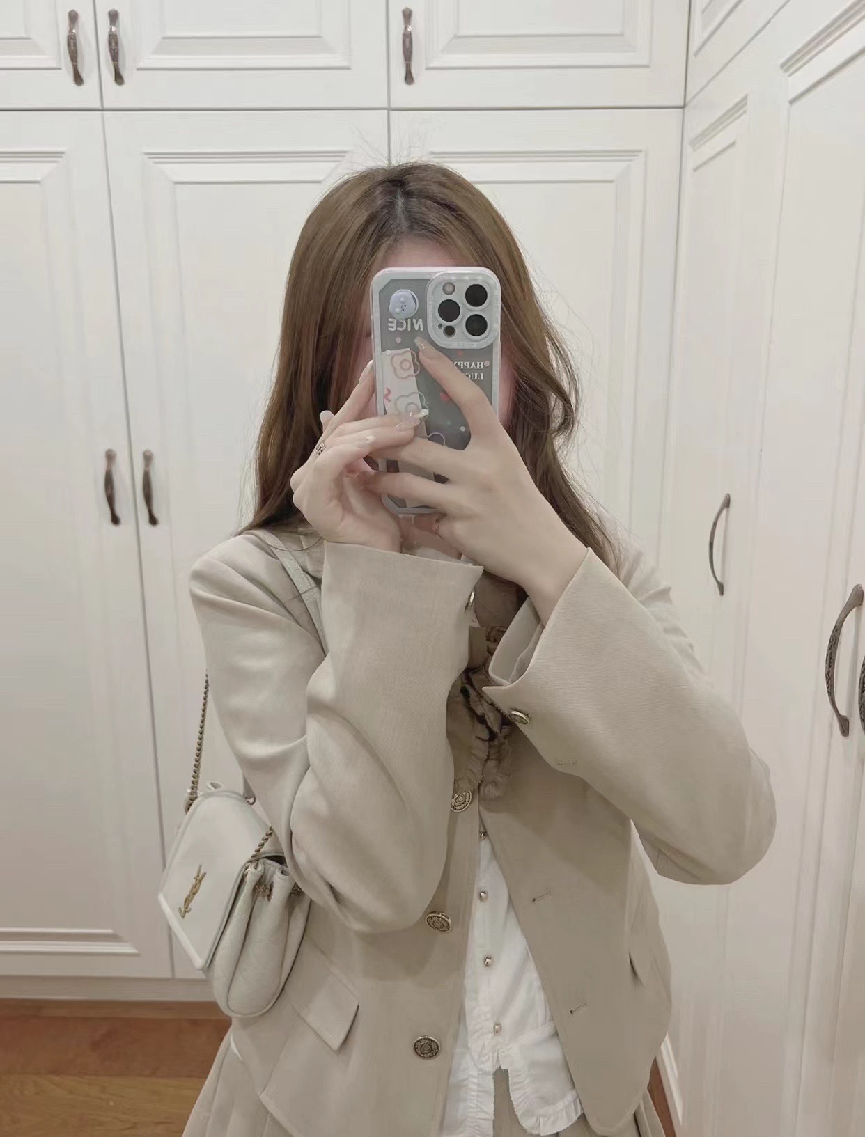 0E47649D-2878-41EB-99A4-CF7479D62EA7