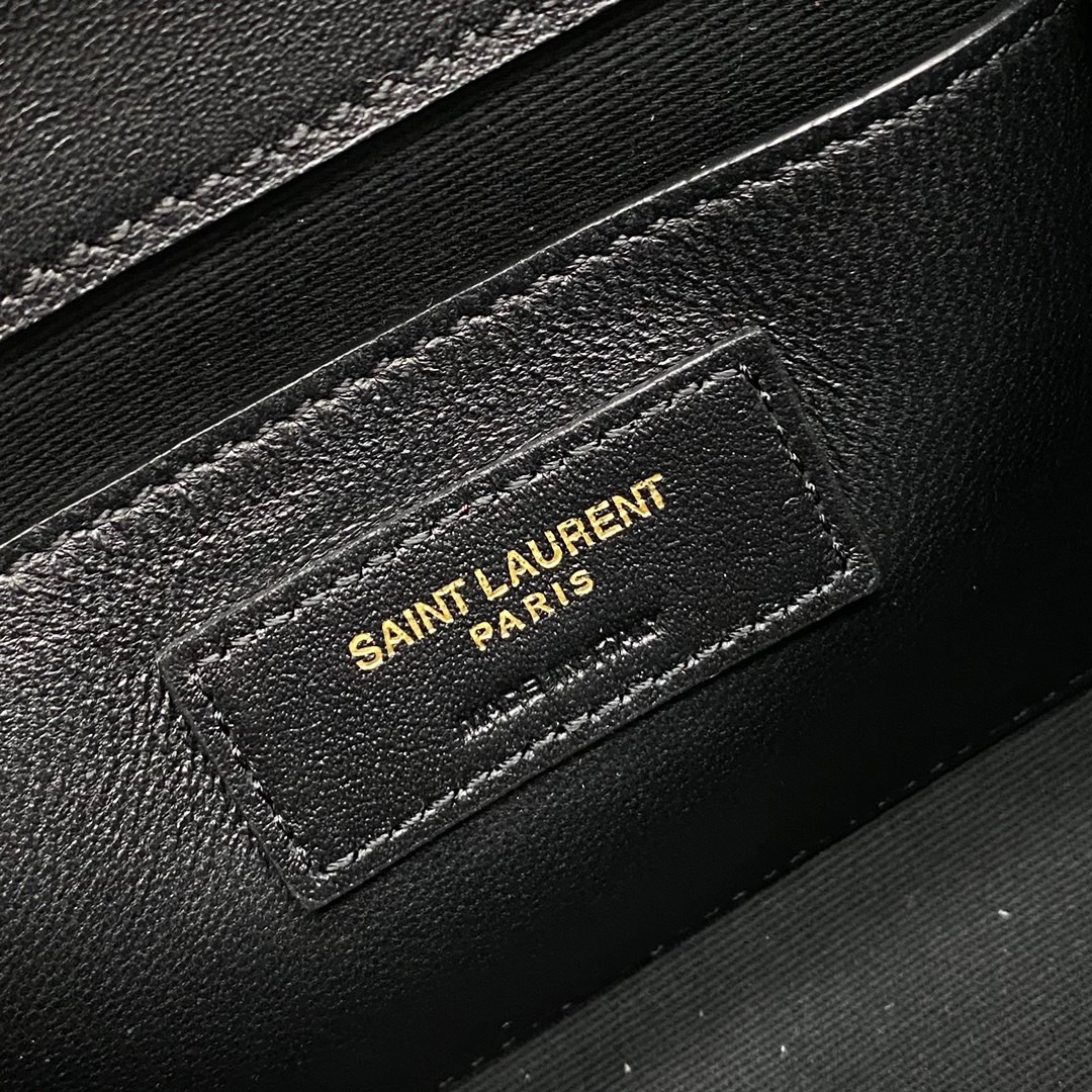 C8378C97-65E2-4D26-8626-2F36B3243546