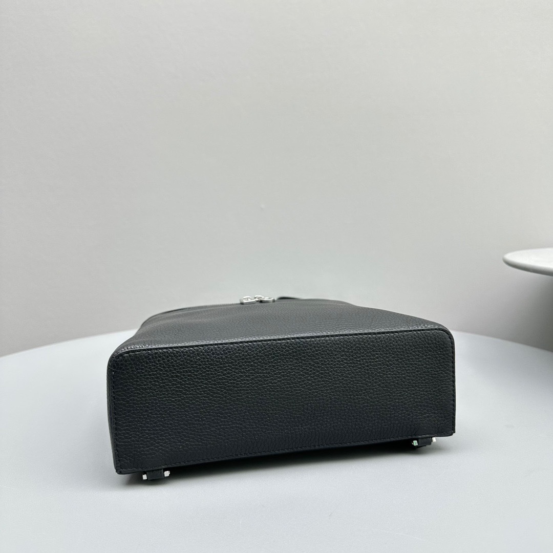 18EC0ACE-D1B0-4FBB-92C1-CAB758A4E693