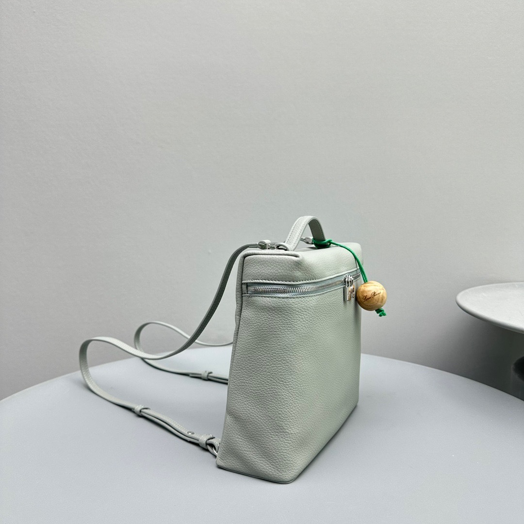 B34926F7-A4B9-4193-8248-84C012C4859D