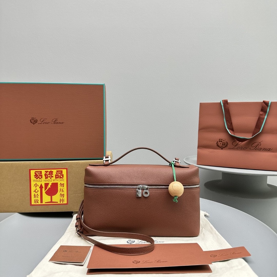 6CBF3E95-084C-4041-A2AD-4177A7244AC9