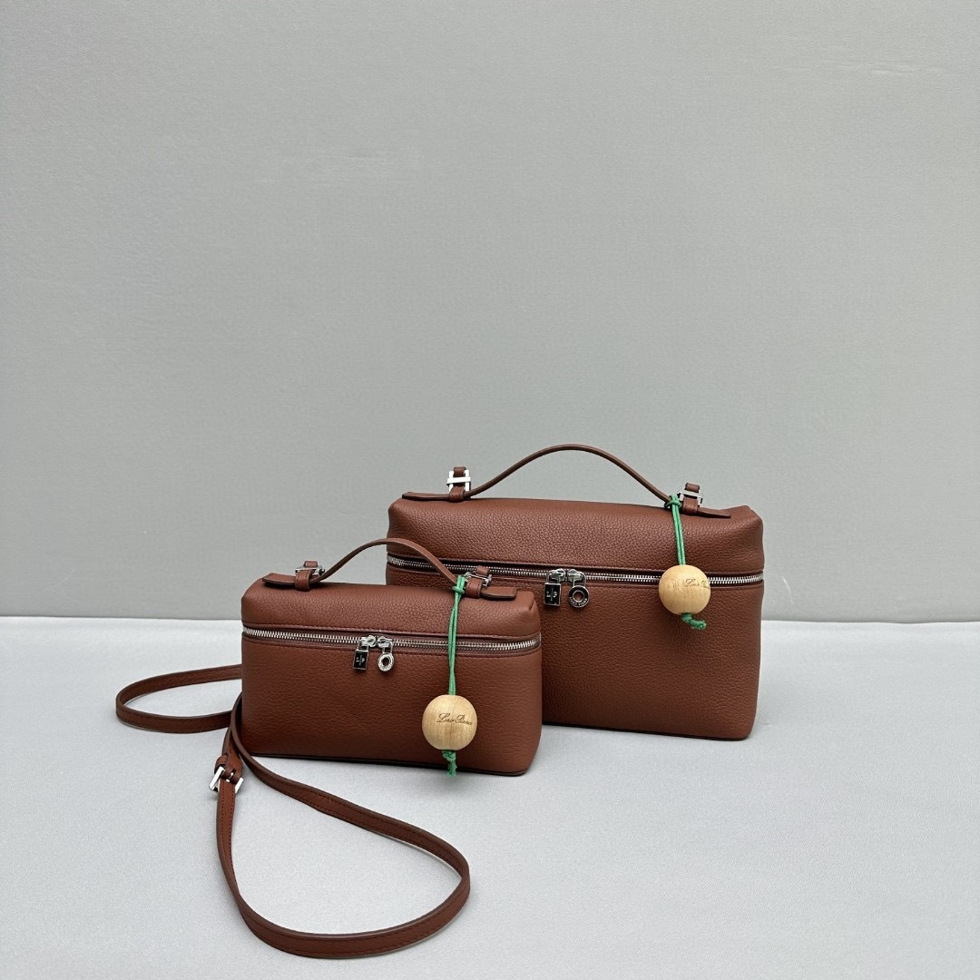 829DAA0F-F8AE-4D64-BBAA-BF4BBCAF1ED1