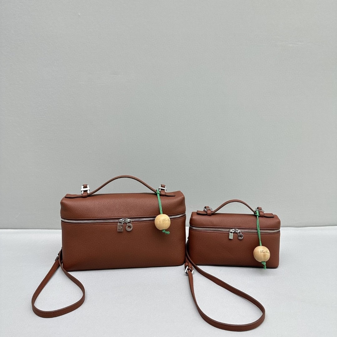 E2D5EAE8-AAC6-4FC7-A05A-82FFD420AEFB