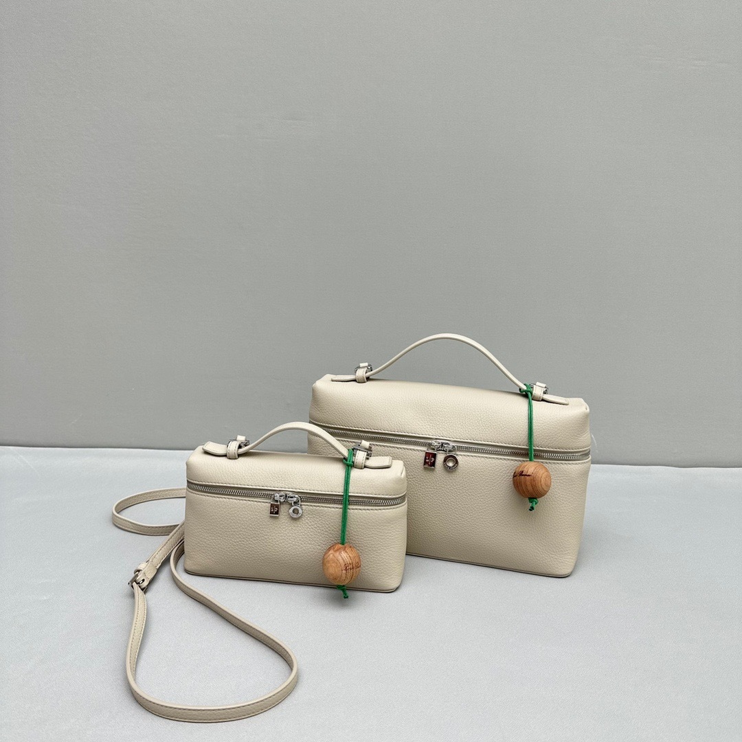 BFC4E602-CDF6-4B4F-B6B5-897D9ABC1E26