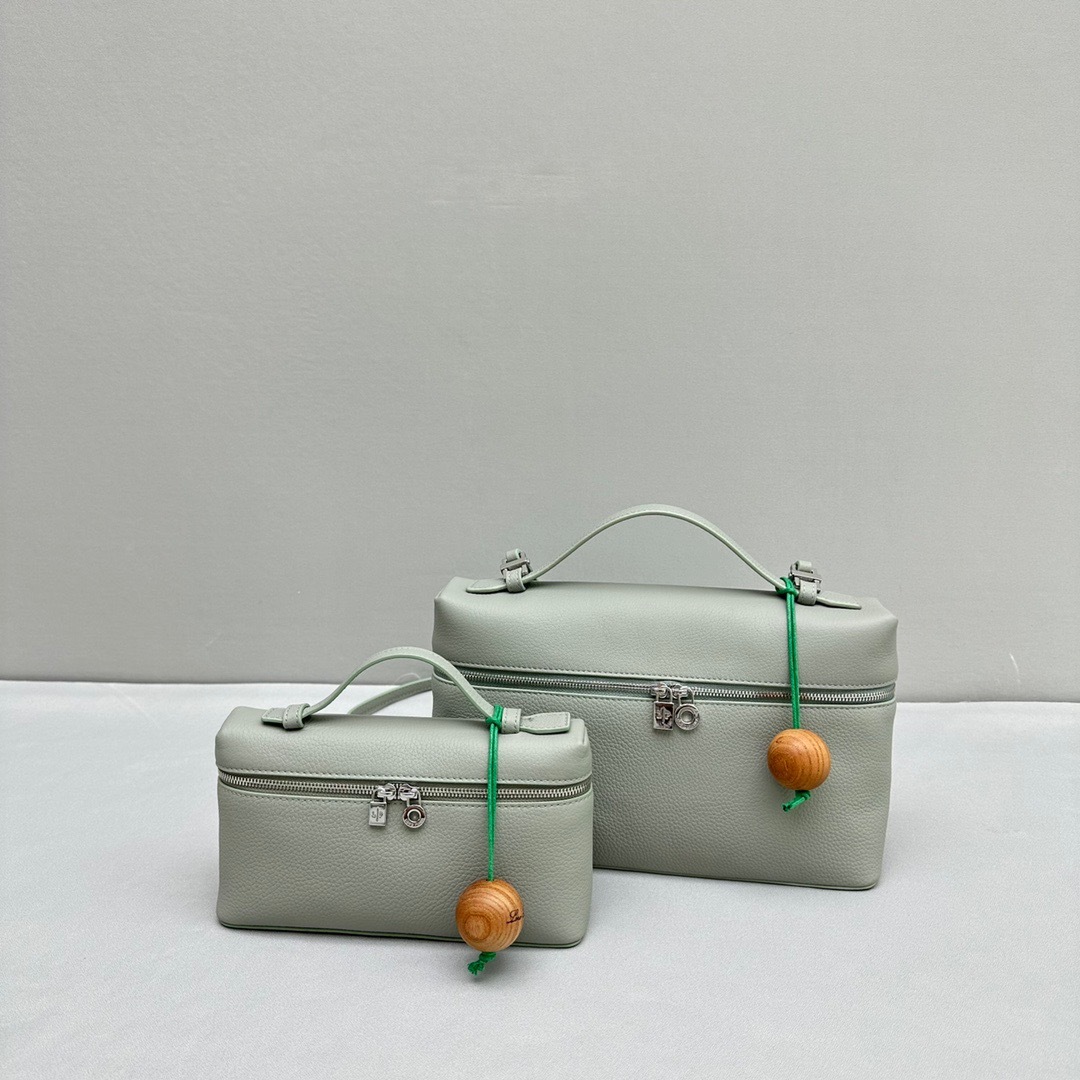 04639B7D-7820-443B-AF22-13AE4543CA01