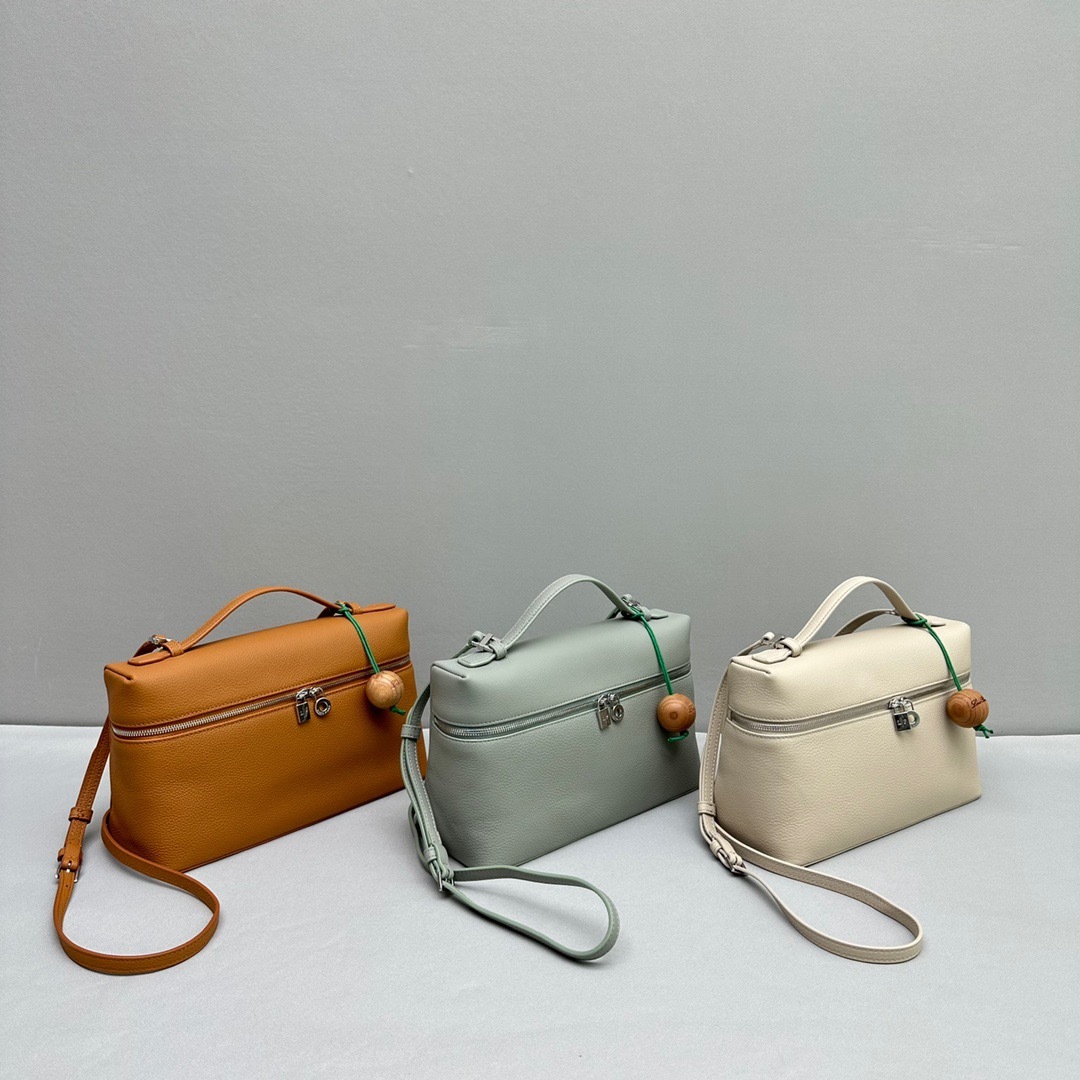 F73B17F1-6FA3-4204-8C01-5950DEE71D24