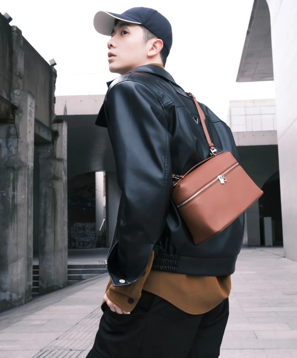 30A4B09F-4D06-463D-B3A9-C2949DA4BD39