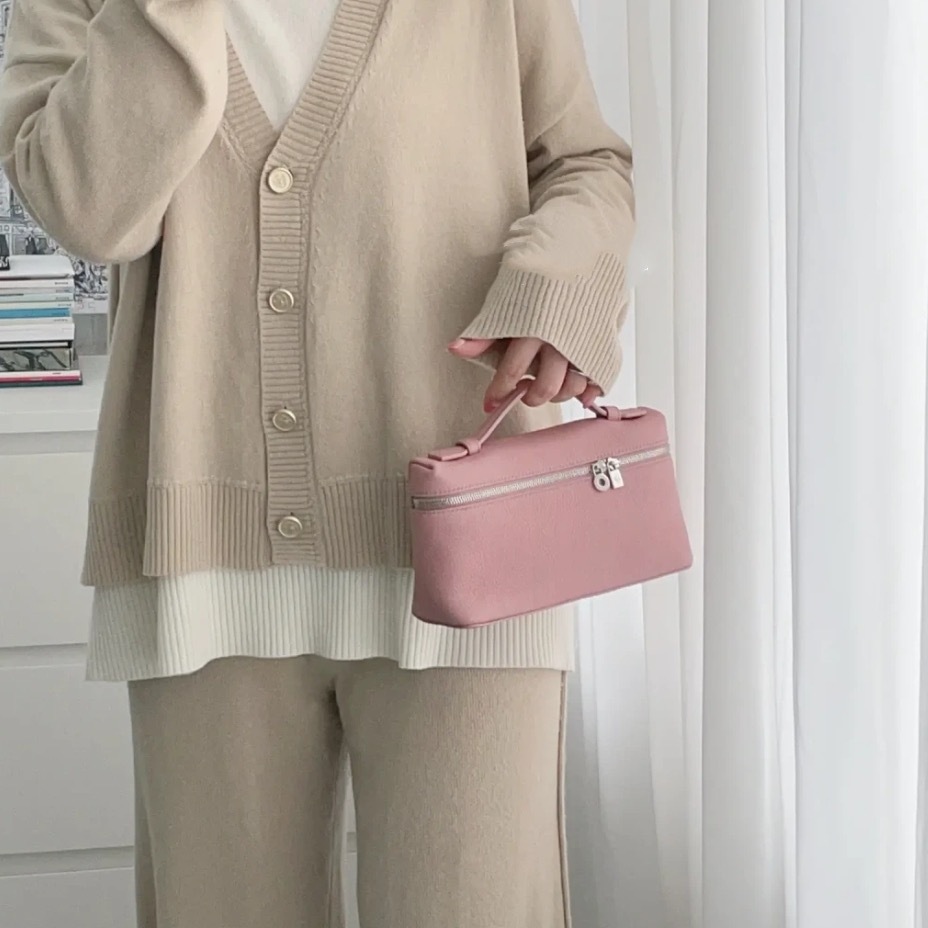 2F1AC854-973D-4F0B-B790-ADD31AEBEF86