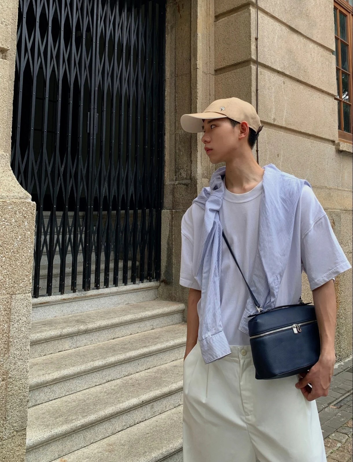 98F4247C-948A-410C-90EC-A684DB7FBAB6