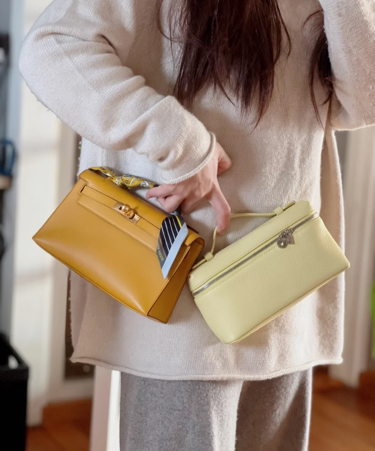 0D856119-FC21-4C87-A6AE-E2A895FD166B