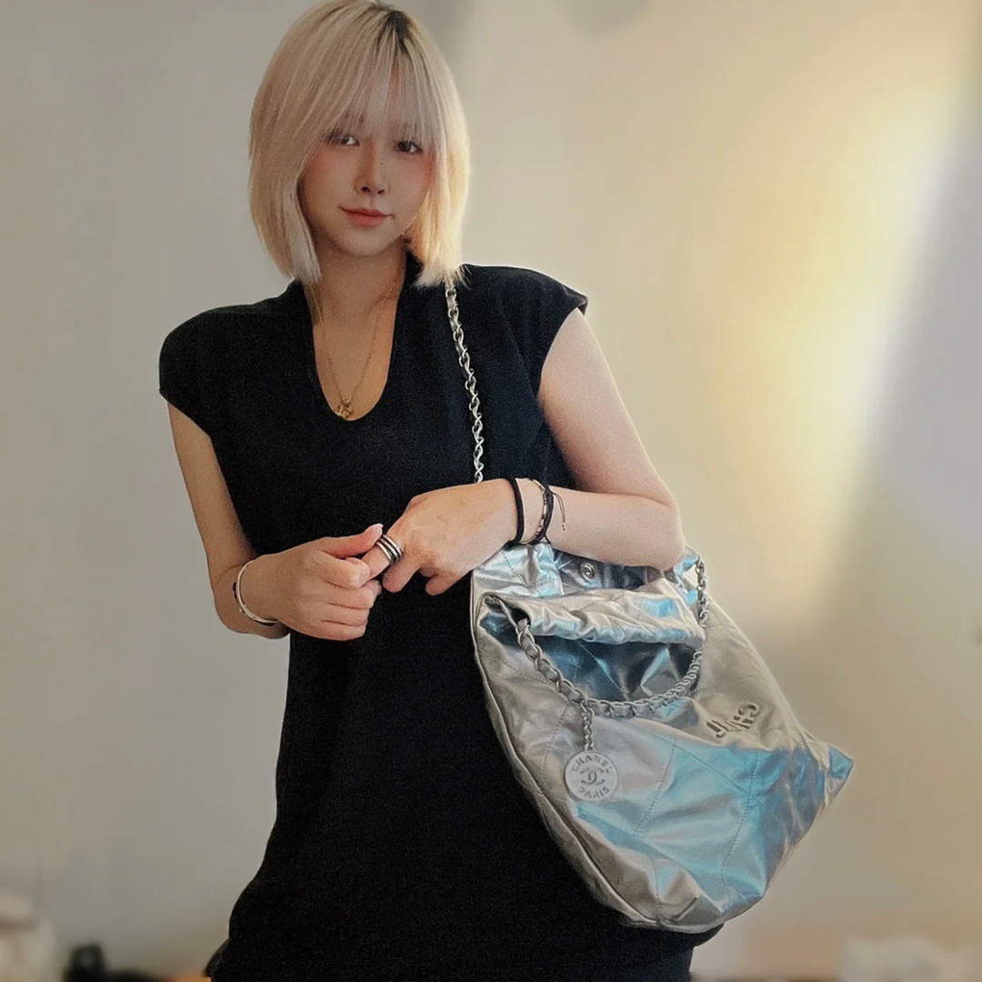 BCFE5AFB-F514-4E22-9F95-94D860778FA0