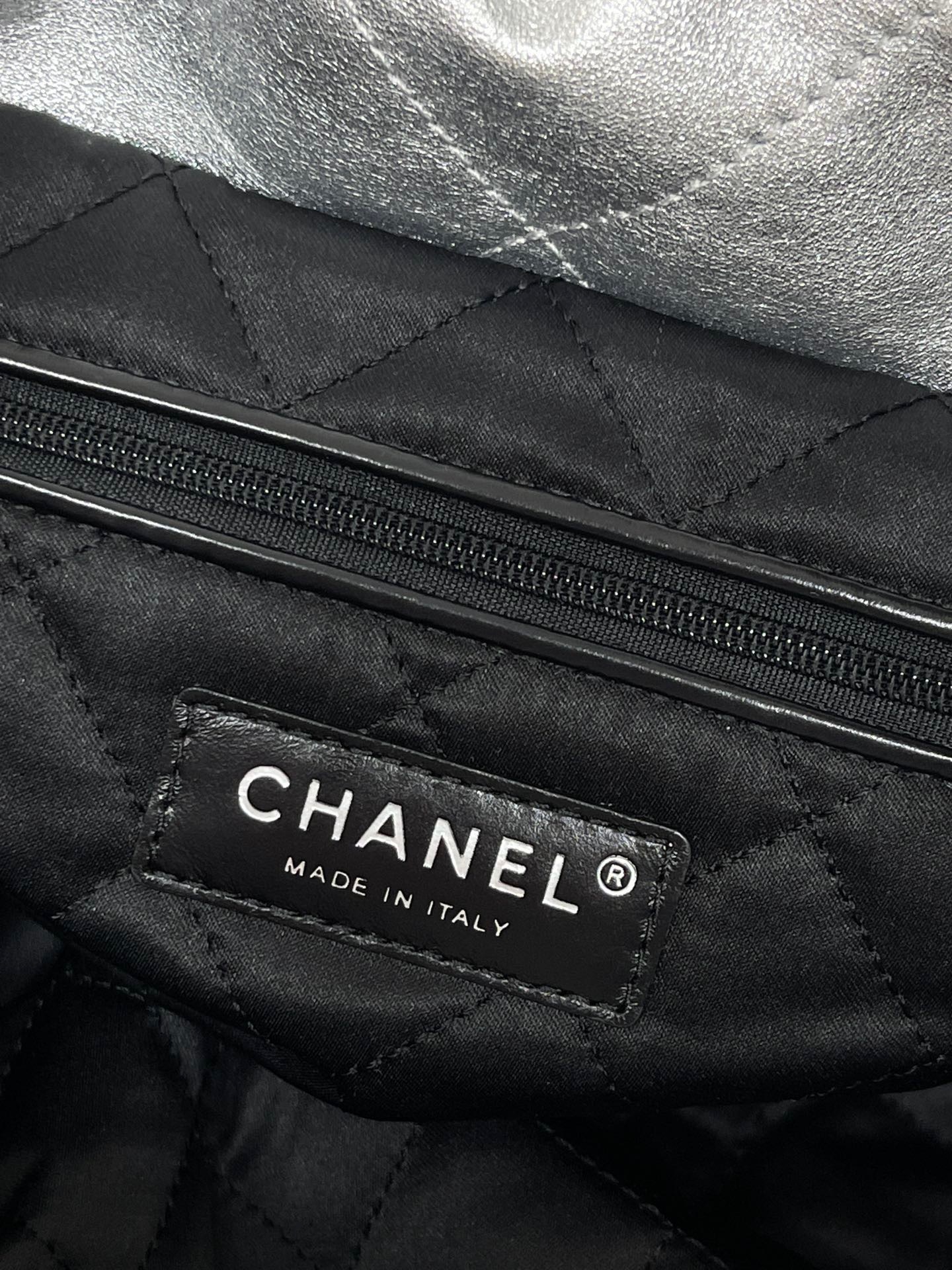 D8A42FC4-A9DE-4A2C-BDD0-94EE71EE0D58