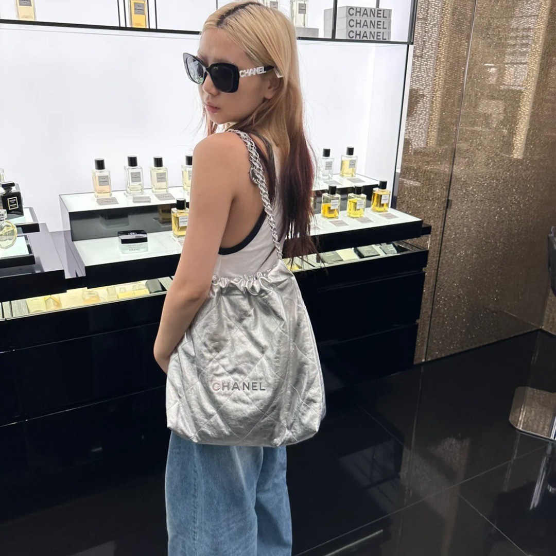 86B1FBF9-E015-443F-A627-4502438D9622