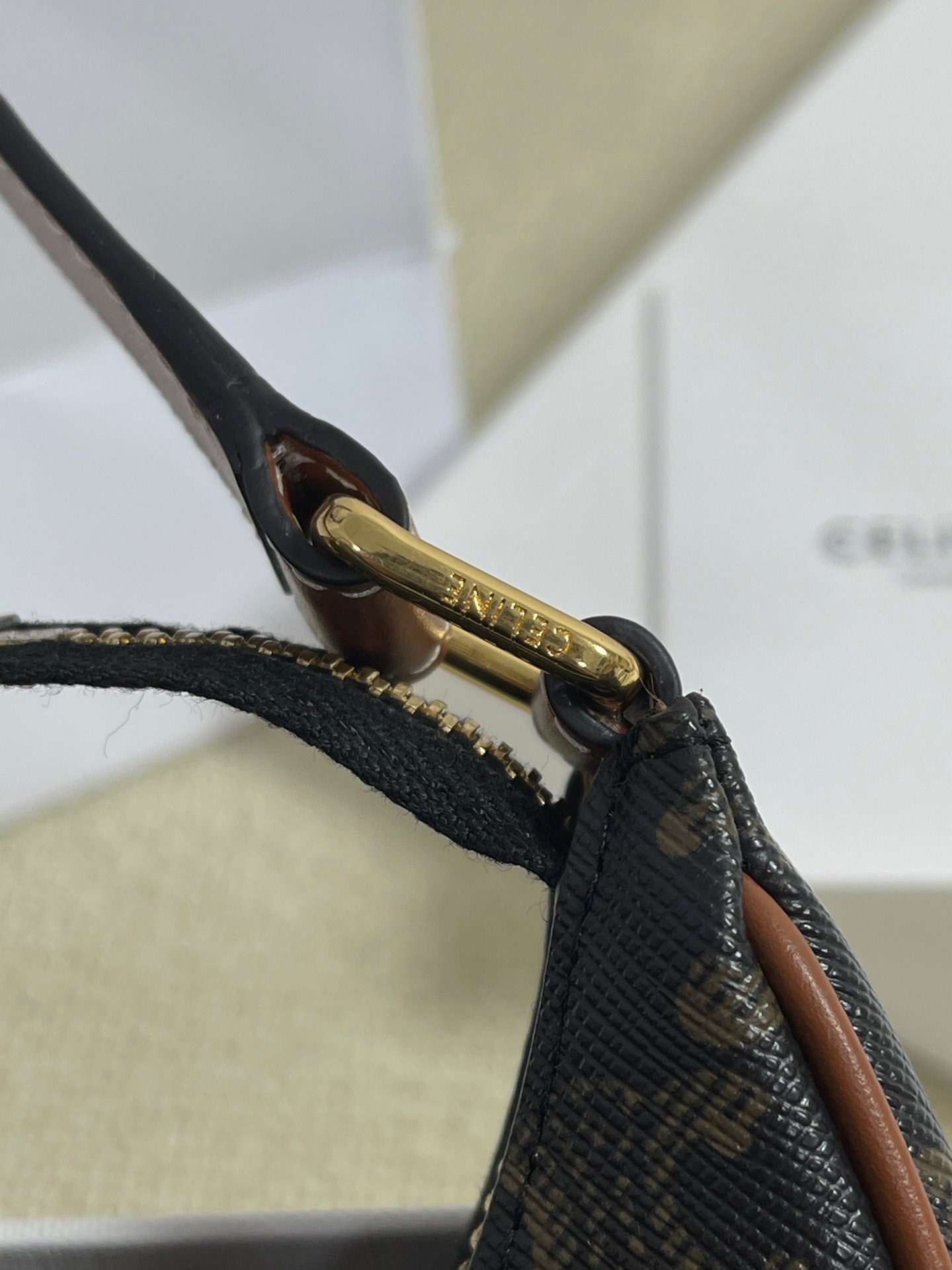 45A1B5A7-0BA7-4F74-AB9E-F7679F93806B