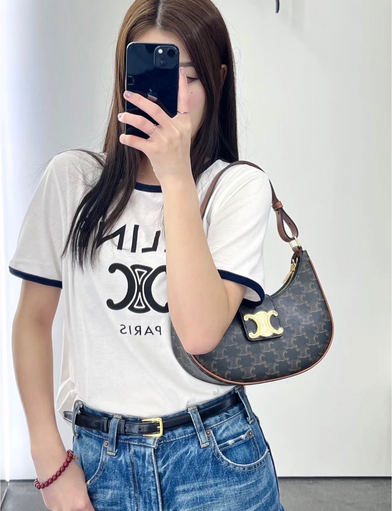 D5B63062-97A6-49B6-8044-B45085333C13