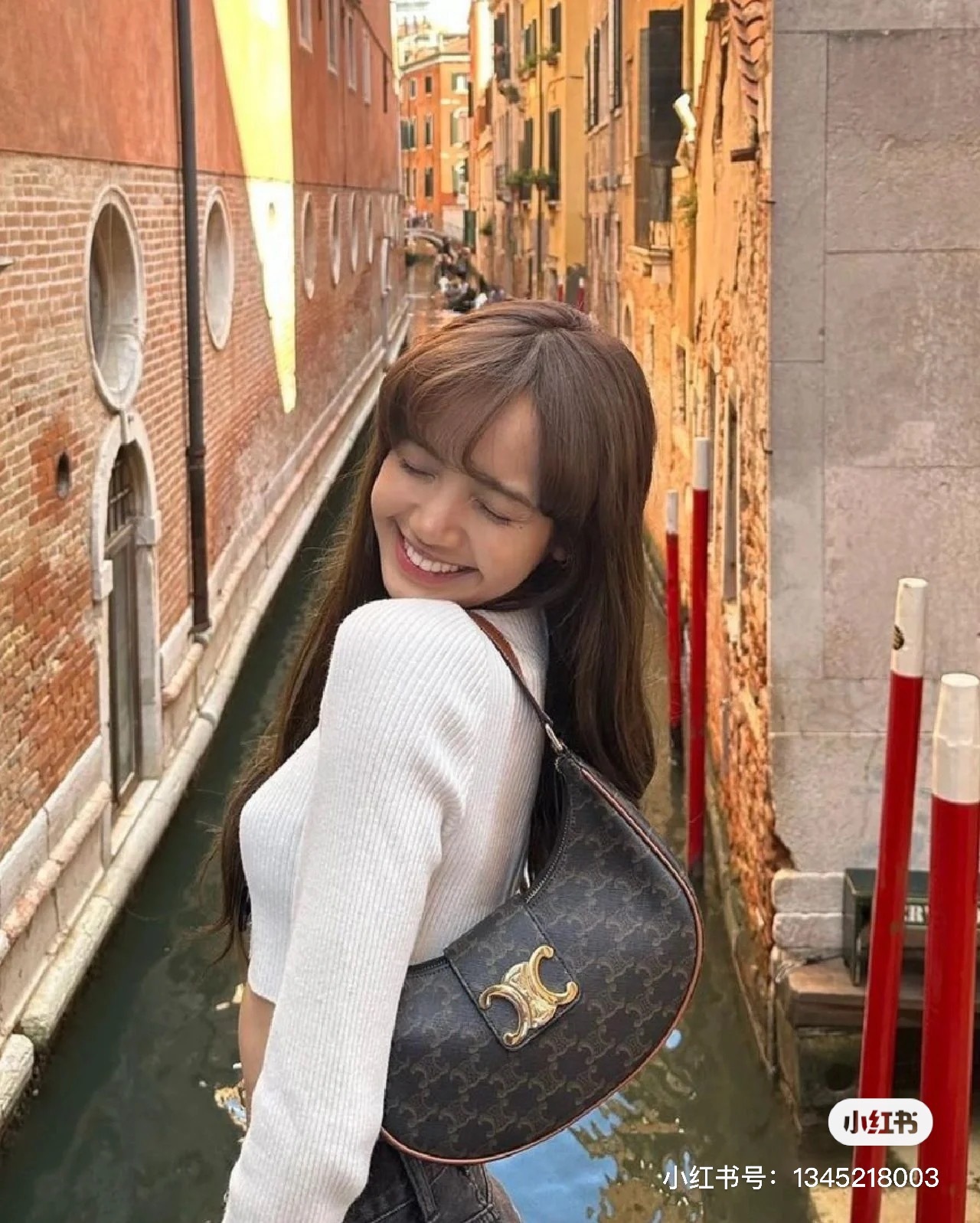 166DB7E1-0E4B-4470-9748-AA6231745661