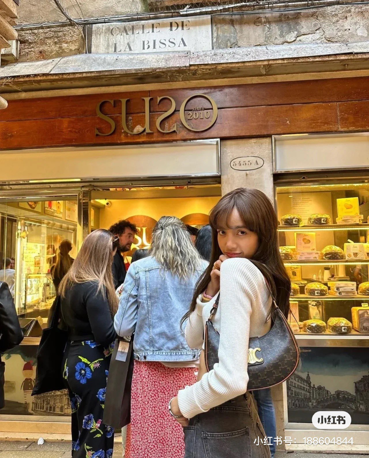 85E293A9-857E-4536-8F93-9C33B94D7CC1