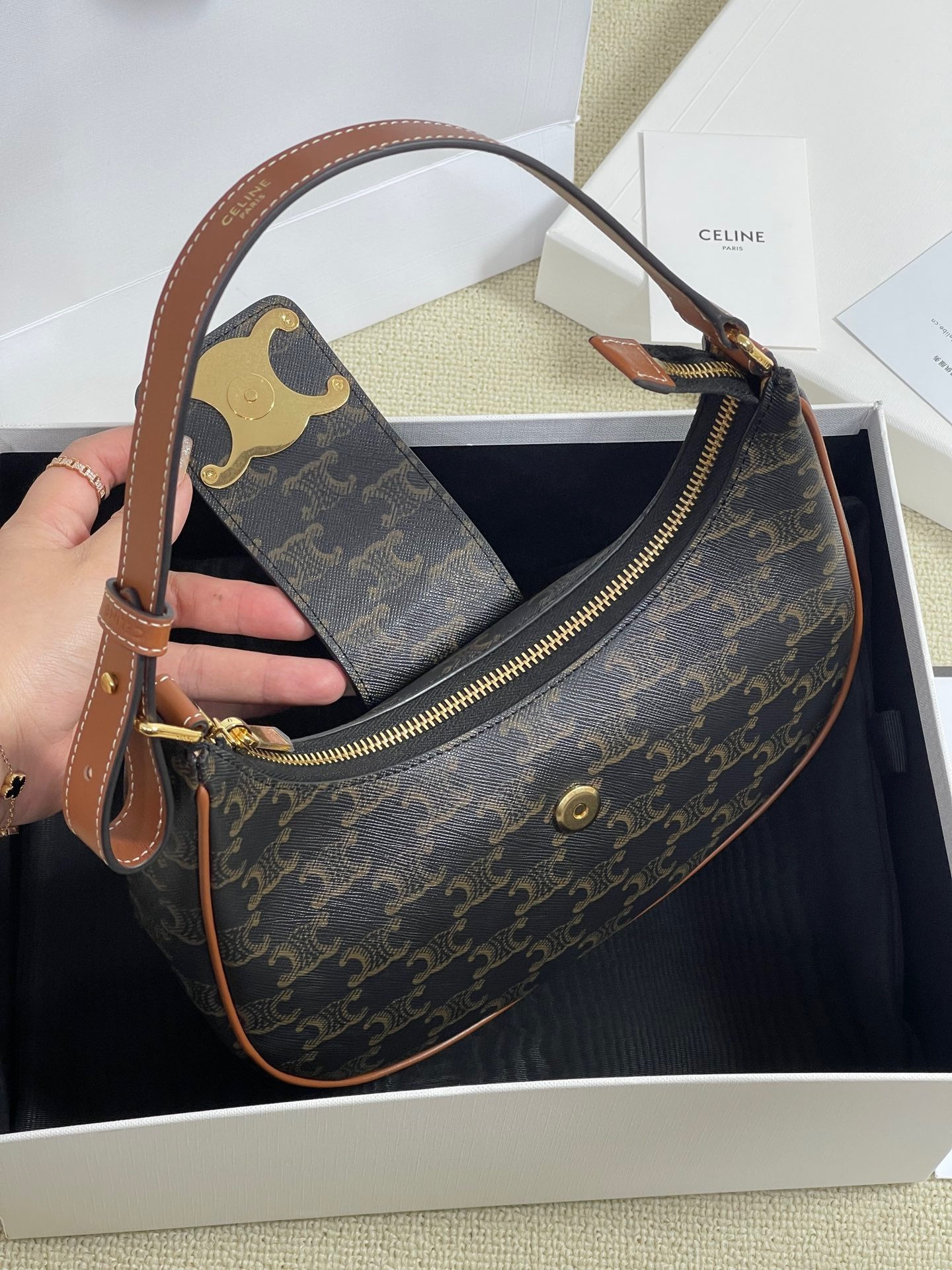 309BF8CF-E306-4D87-A900-74F620D7ABAD